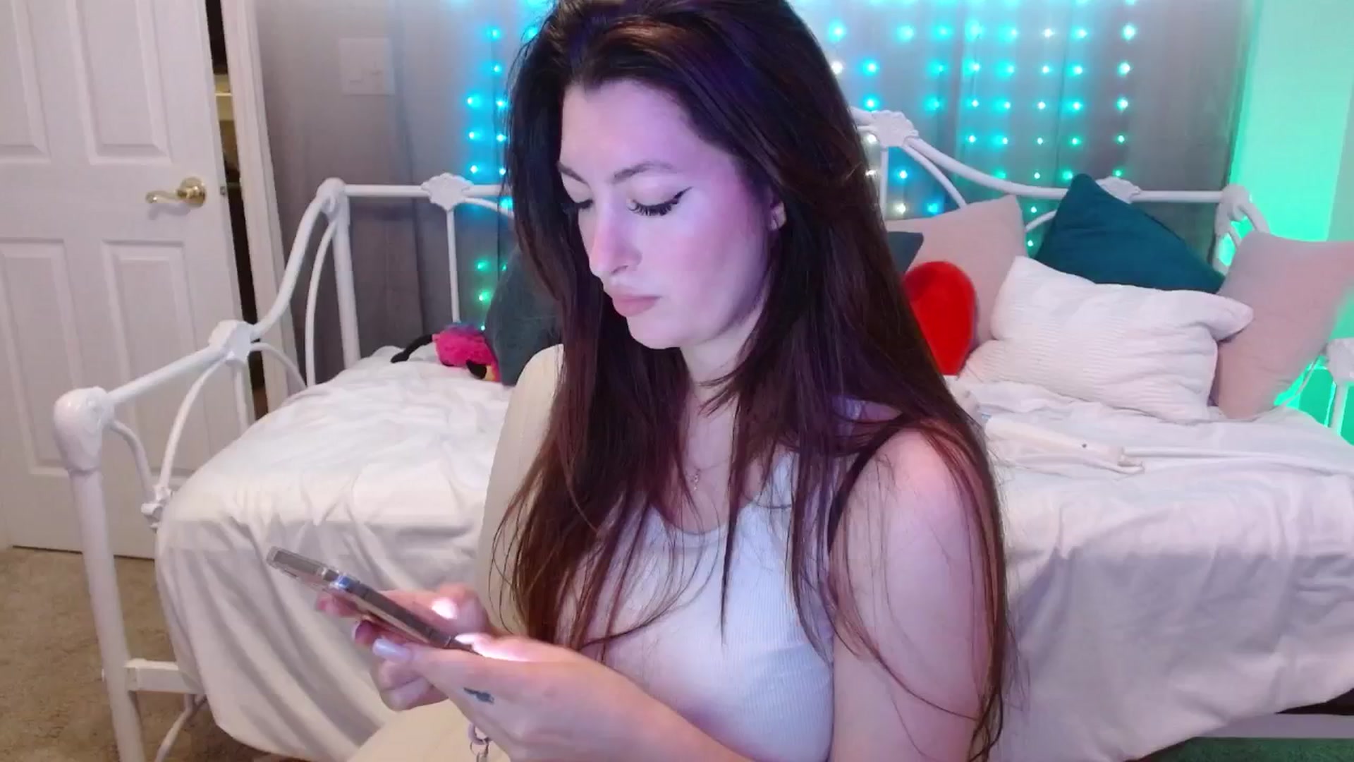 Gallery image thumbnail from DallasOhMy's myfreecams stream on, 06/18/2024, 24:19 image 1 of 20