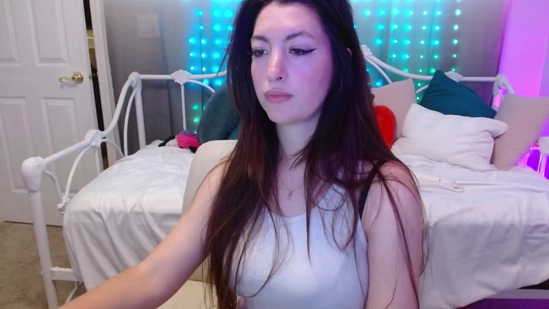 Gallery image thumbnail from DallasOhMy's myfreecams stream on, 06/18/2024, 24:19 image 5 of 20