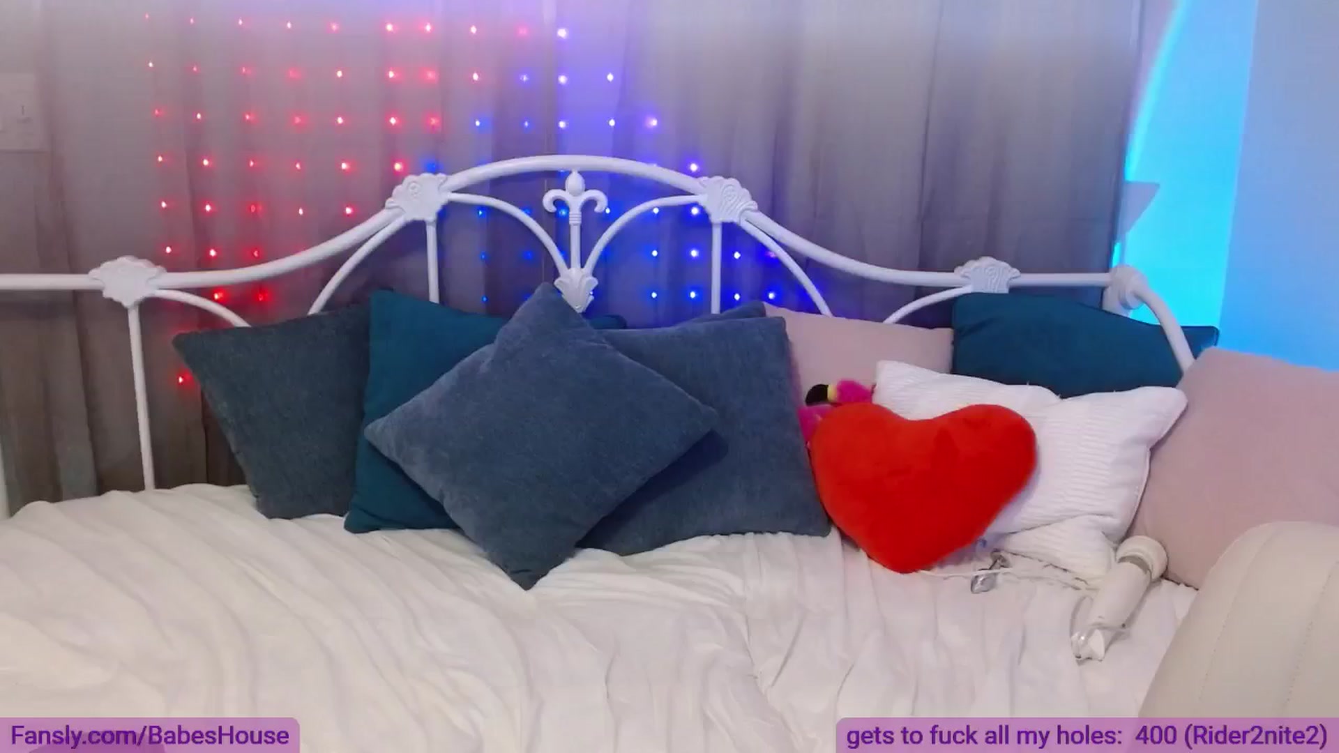 Gallery image thumbnail from DallasOhMy's myfreecams stream on, 06/24/2024, 01:30 image 8 of 20