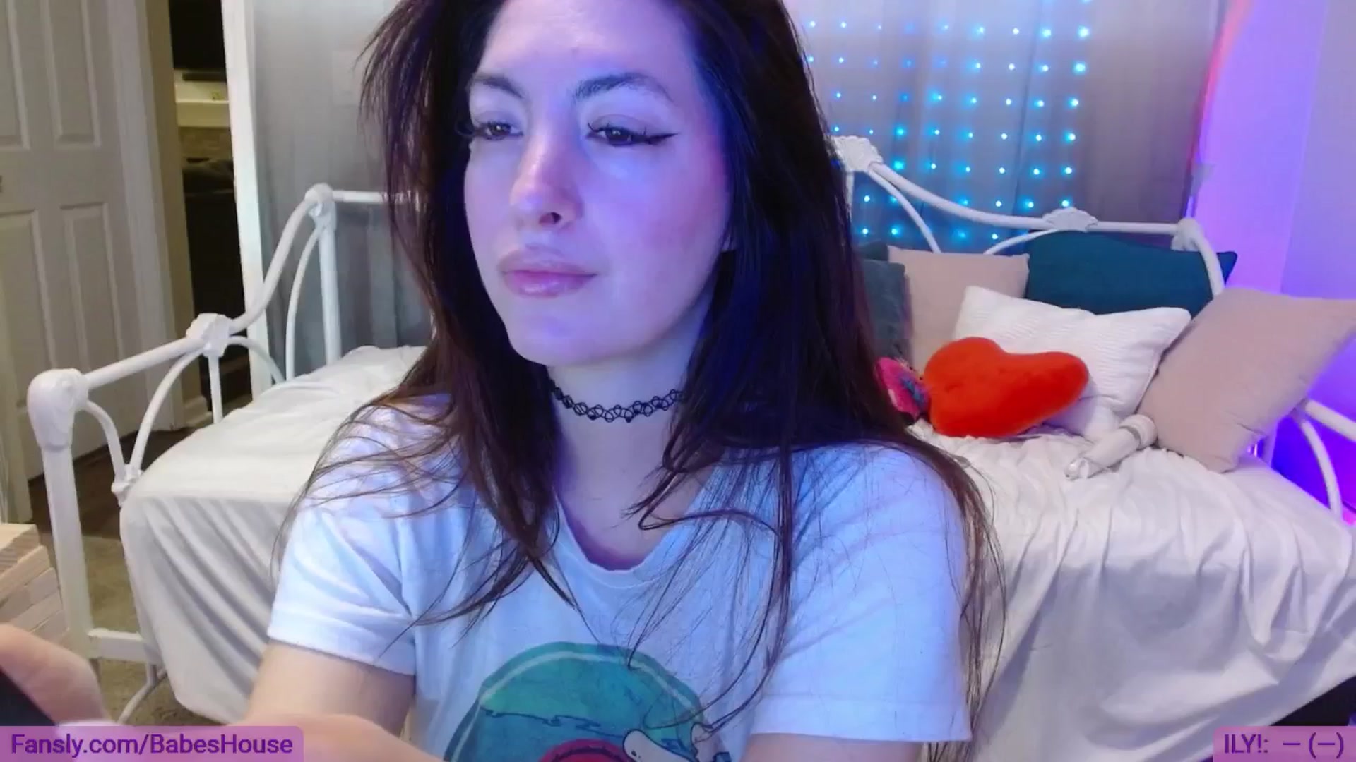 Gallery image thumbnail from DallasOhMy's myfreecams stream on, 06/27/2024, 19:38 image 10 of 20