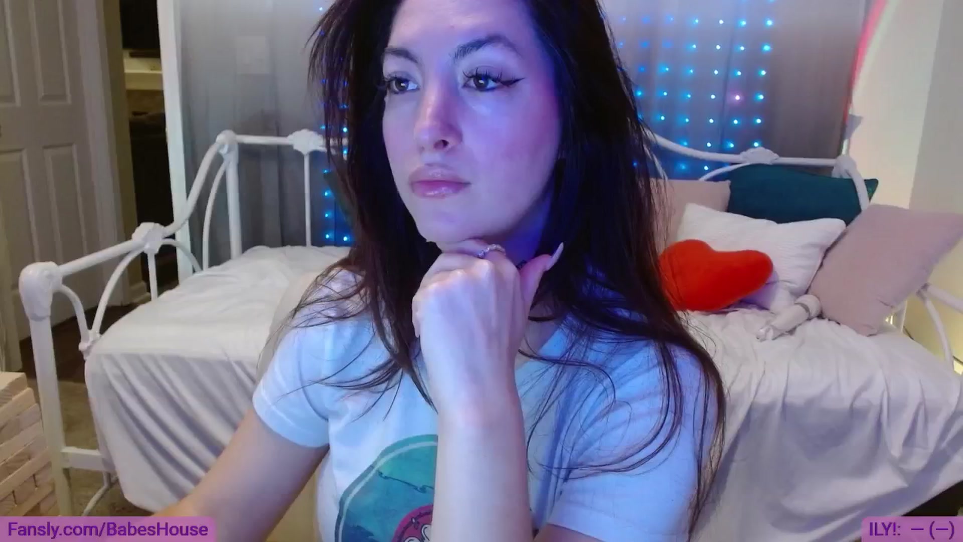 Gallery image thumbnail from DallasOhMy's myfreecams stream on, 06/27/2024, 19:38 image 3 of 20
