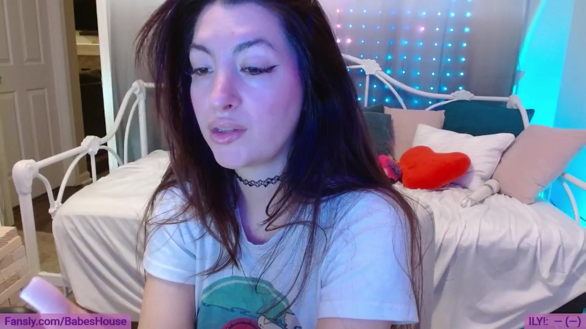 Gallery image thumbnail from DallasOhMy's myfreecams stream on, 06/27/2024, 19:38 image 15 of 20