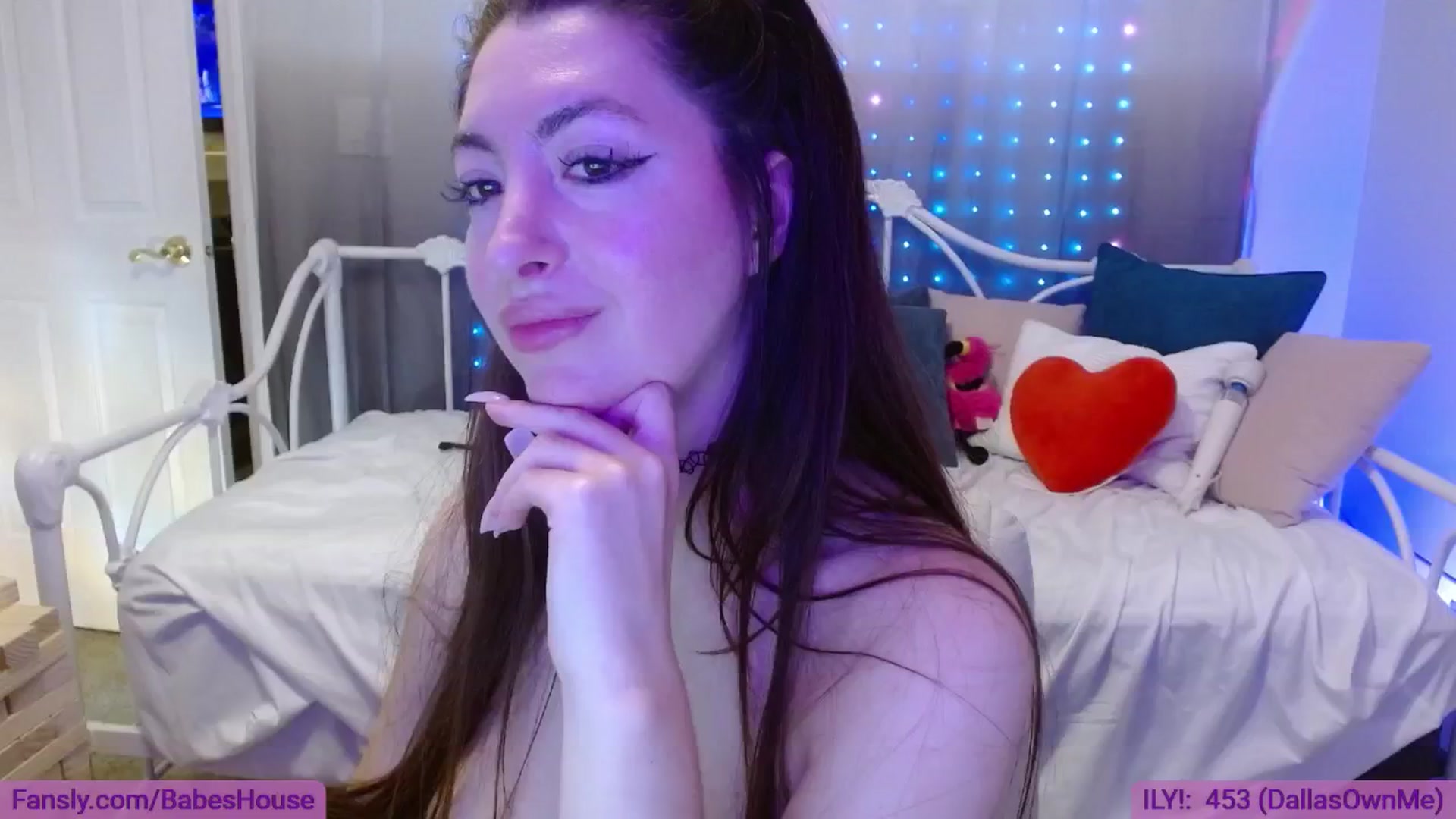 Gallery image thumbnail from DallasOhMy's myfreecams stream on, 07/01/2024, 02:33 image 16 of 20