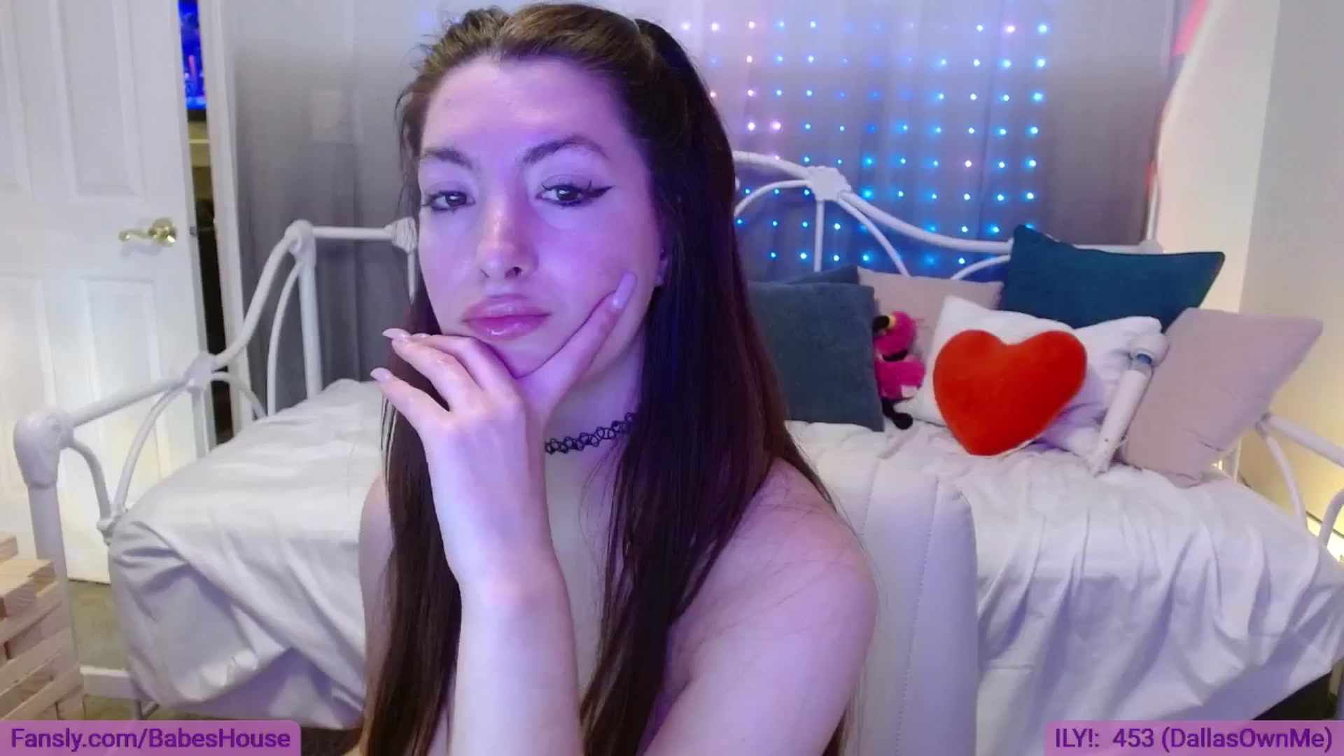 Gallery image thumbnail from DallasOhMy's myfreecams stream on, 07/01/2024, 03:19 image 18 of 20