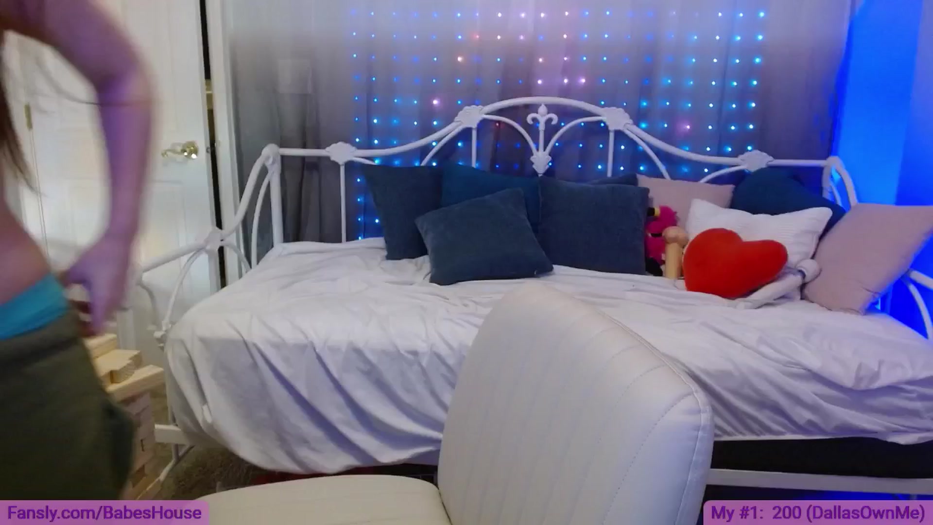Gallery image thumbnail from DallasOhMy's myfreecams stream on, 07/04/2024, 02:11 image 9 of 20