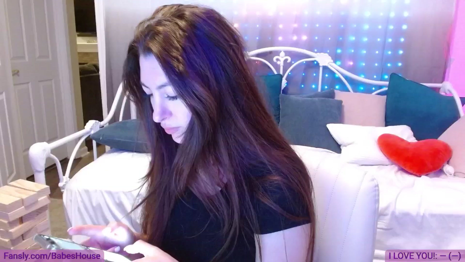 Gallery image thumbnail from DallasOhMy's myfreecams stream on, 07/07/2024, 06:02 image 1 of 20