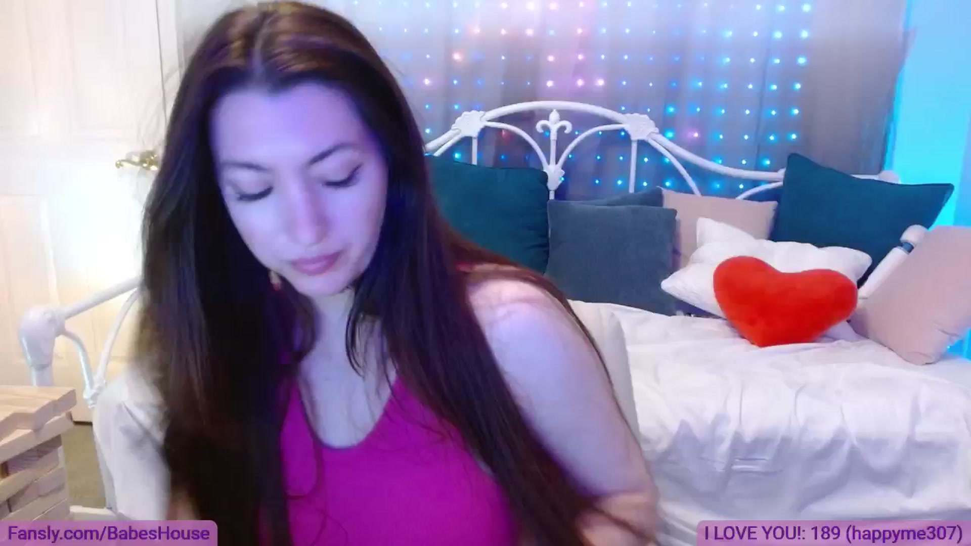 Gallery image thumbnail from DallasOhMy's myfreecams stream on, 07/07/2024, 23:25 image 9 of 20
