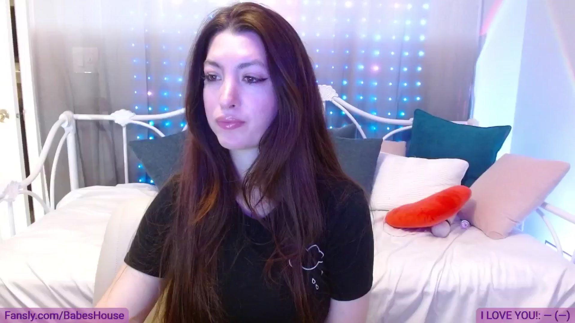 Gallery image thumbnail from DallasOhMy's myfreecams stream on, 07/12/2024, 24:18 image 10 of 20