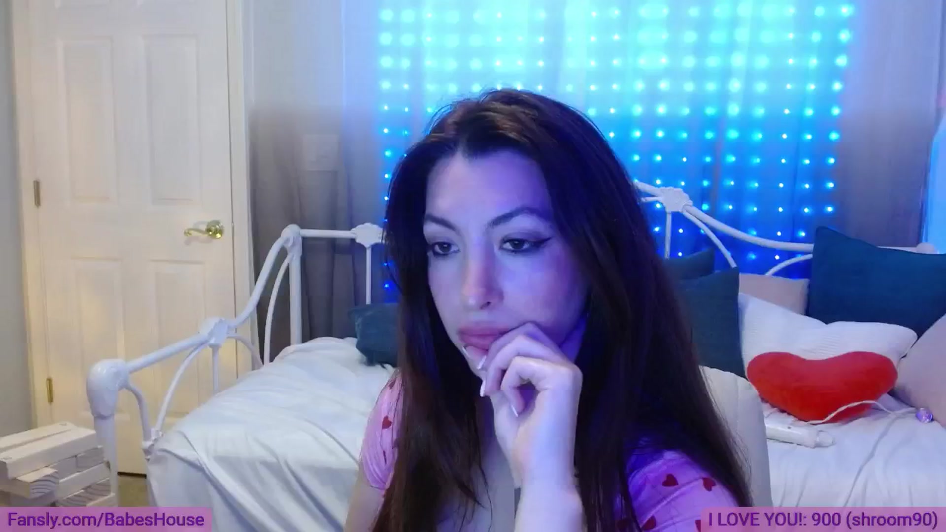 Gallery image thumbnail from DallasOhMy's myfreecams stream on, 07/19/2024, 02:43 image 8 of 20