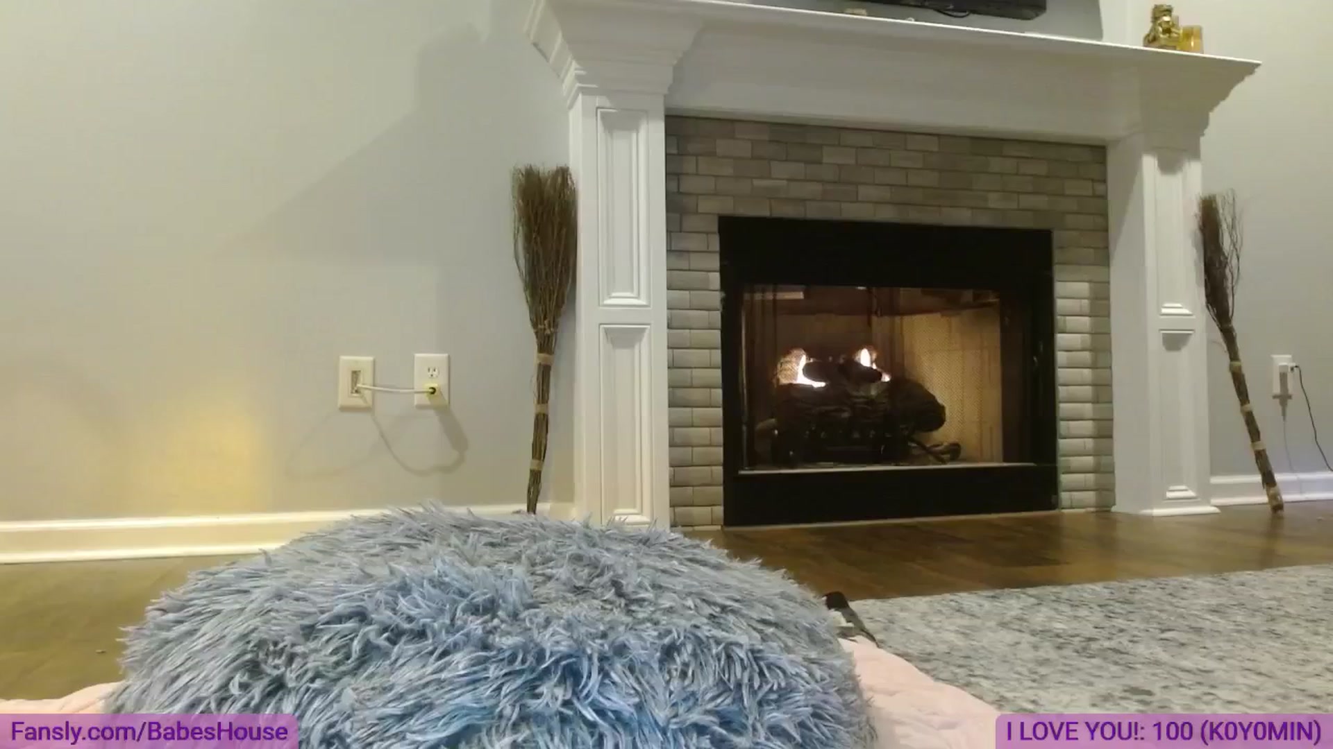 Gallery image thumbnail from DallasOhMy's myfreecams stream on, 07/20/2024, 24:43 image 18 of 20