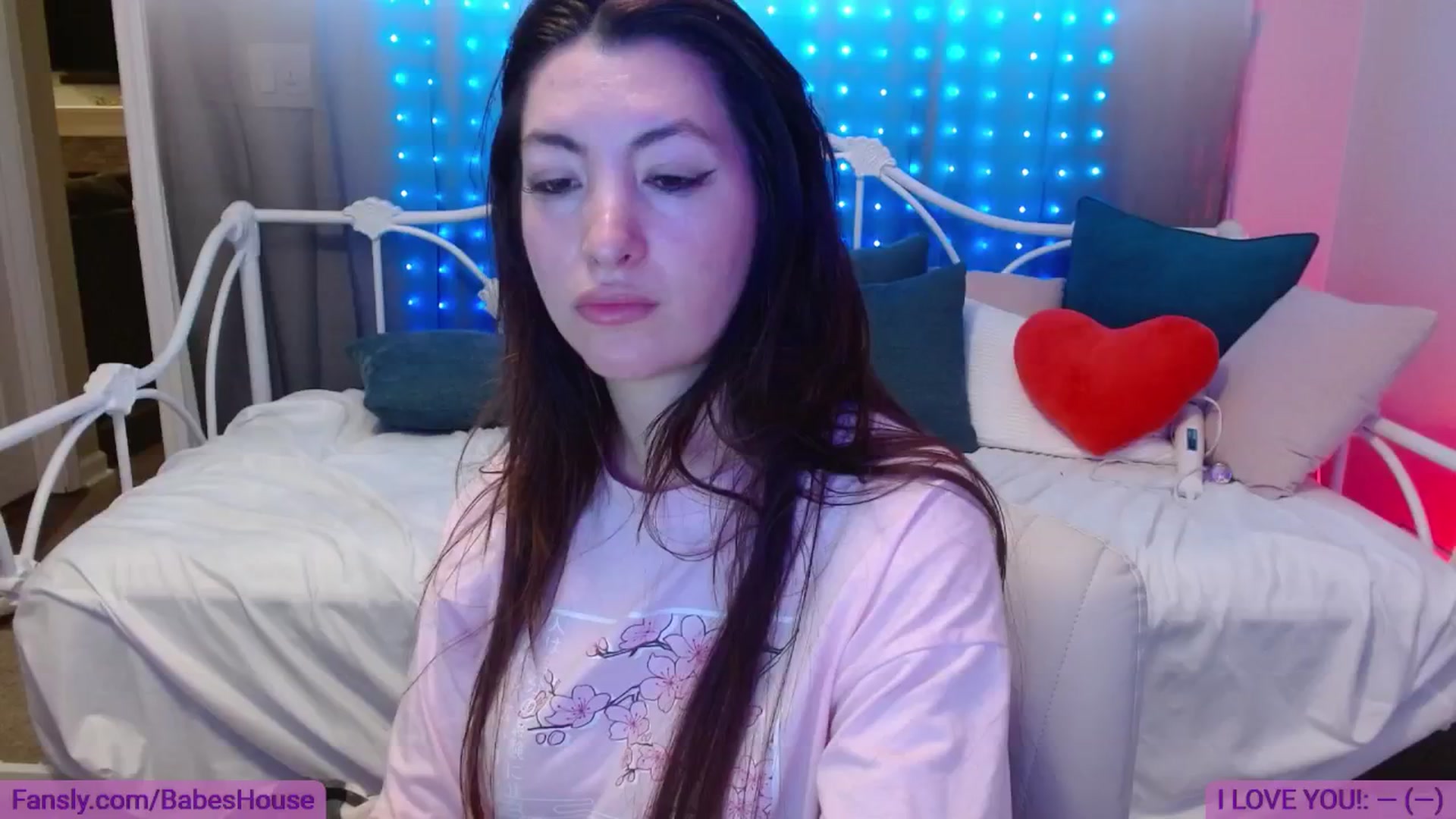 Gallery image thumbnail from DallasOhMy's myfreecams stream on, 07/23/2024, 03:43 image 2 of 20