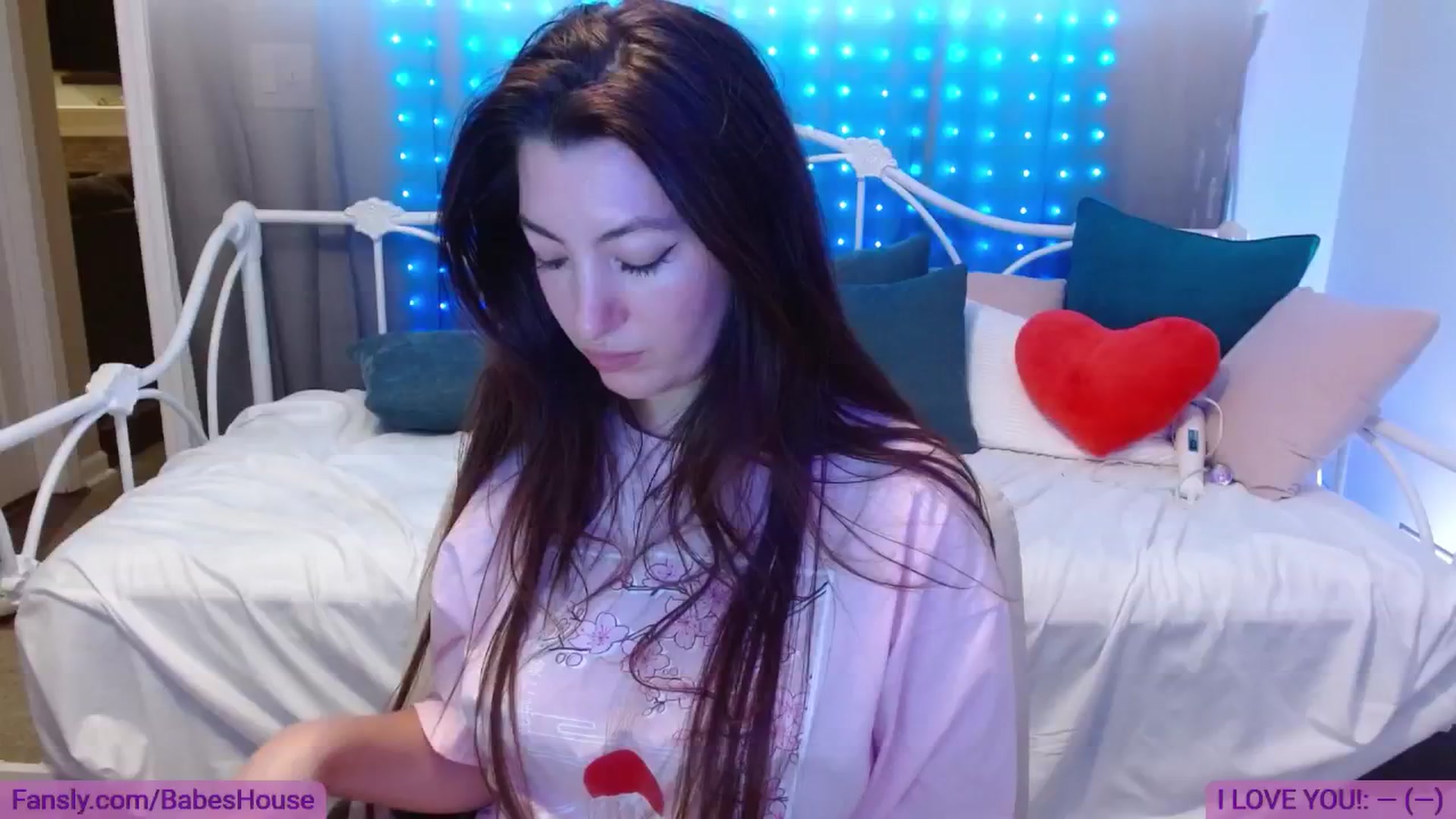 Gallery image thumbnail from DallasOhMy's myfreecams stream on, 07/23/2024, 03:43 image 4 of 20