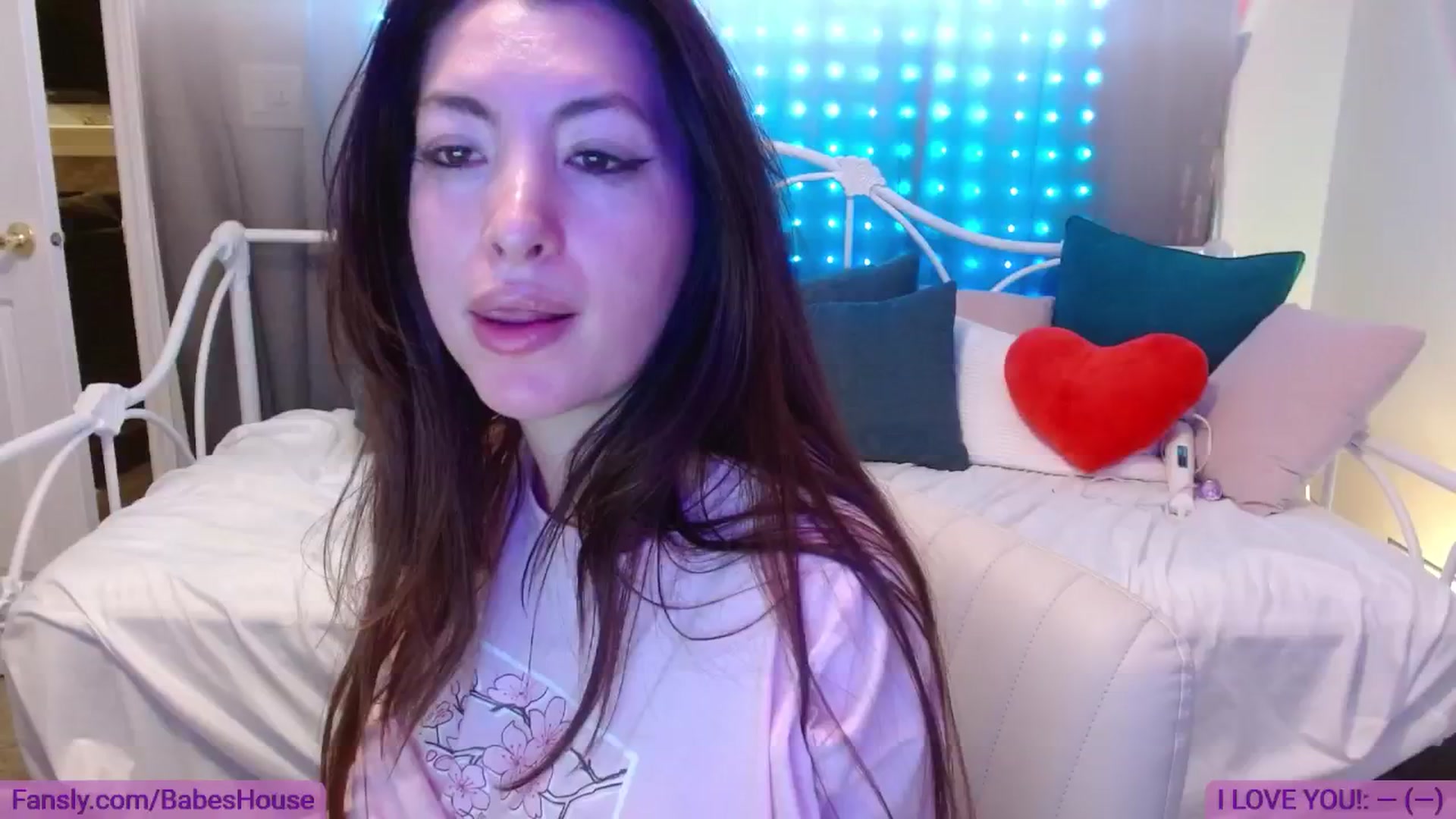 Gallery image thumbnail from DallasOhMy's myfreecams stream on, 07/23/2024, 03:43 image 14 of 20