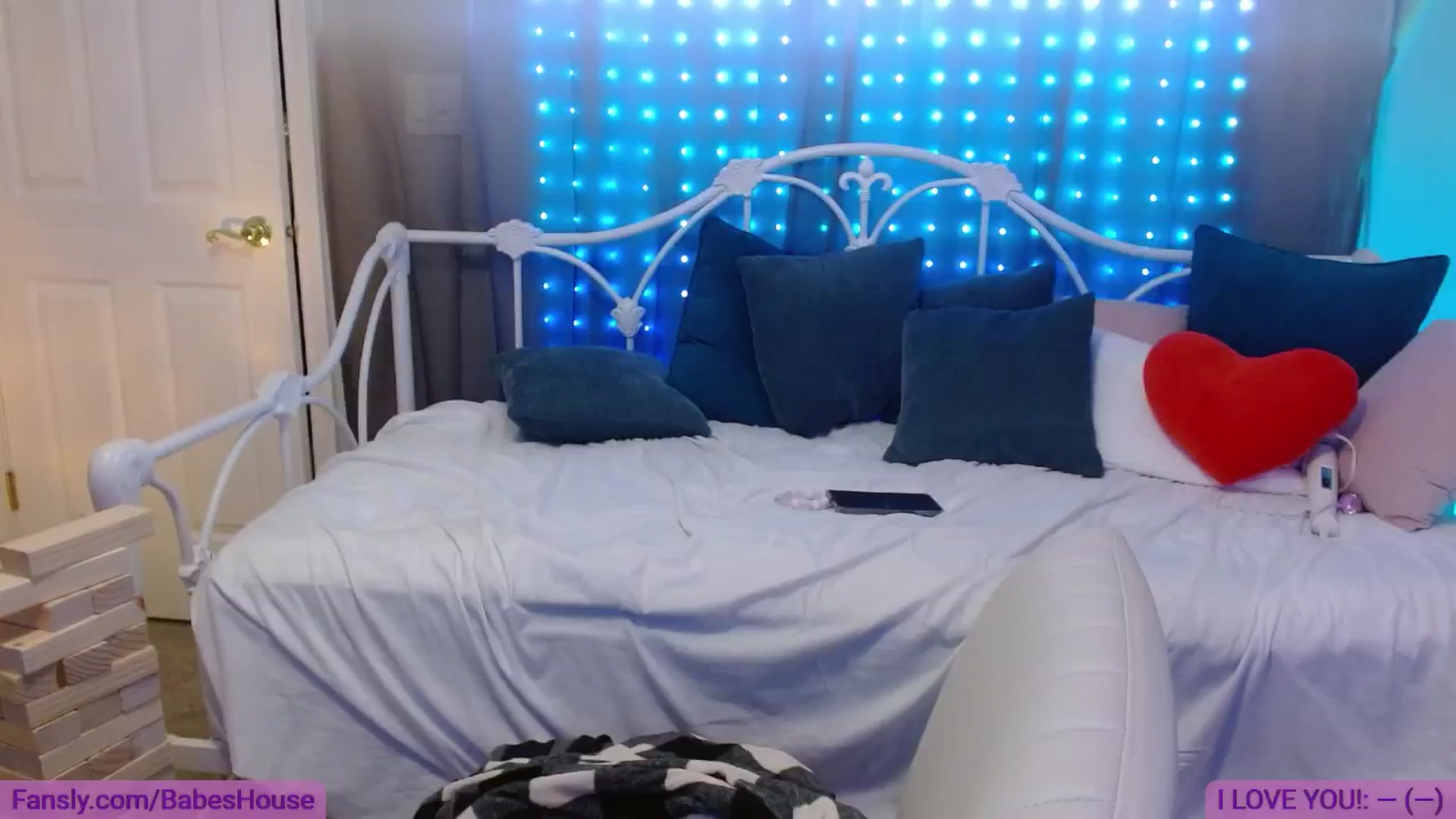 Gallery image thumbnail from DallasOhMy's myfreecams stream on, 07/25/2024, 02:26 image 14 of 20