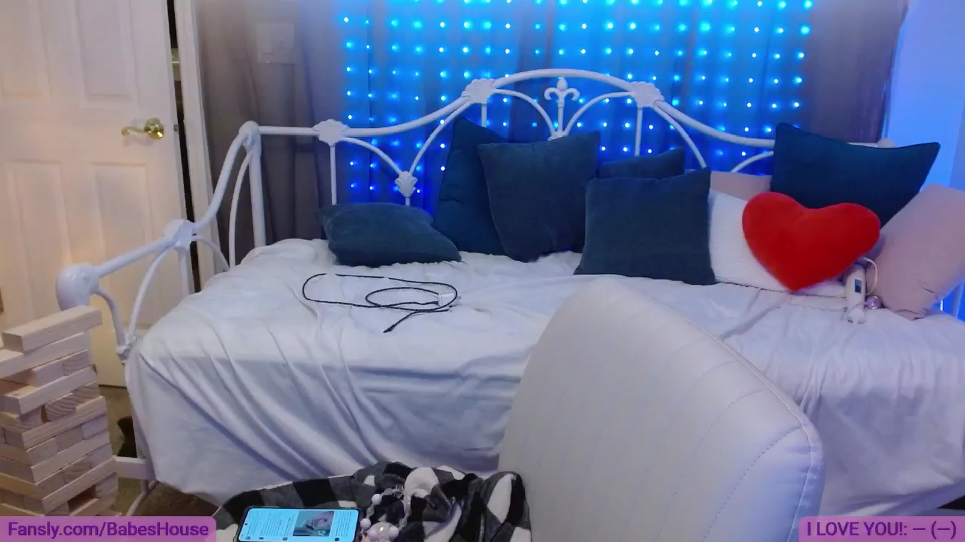 Gallery image thumbnail from DallasOhMy's myfreecams stream on, 07/25/2024, 22:46 image 11 of 20