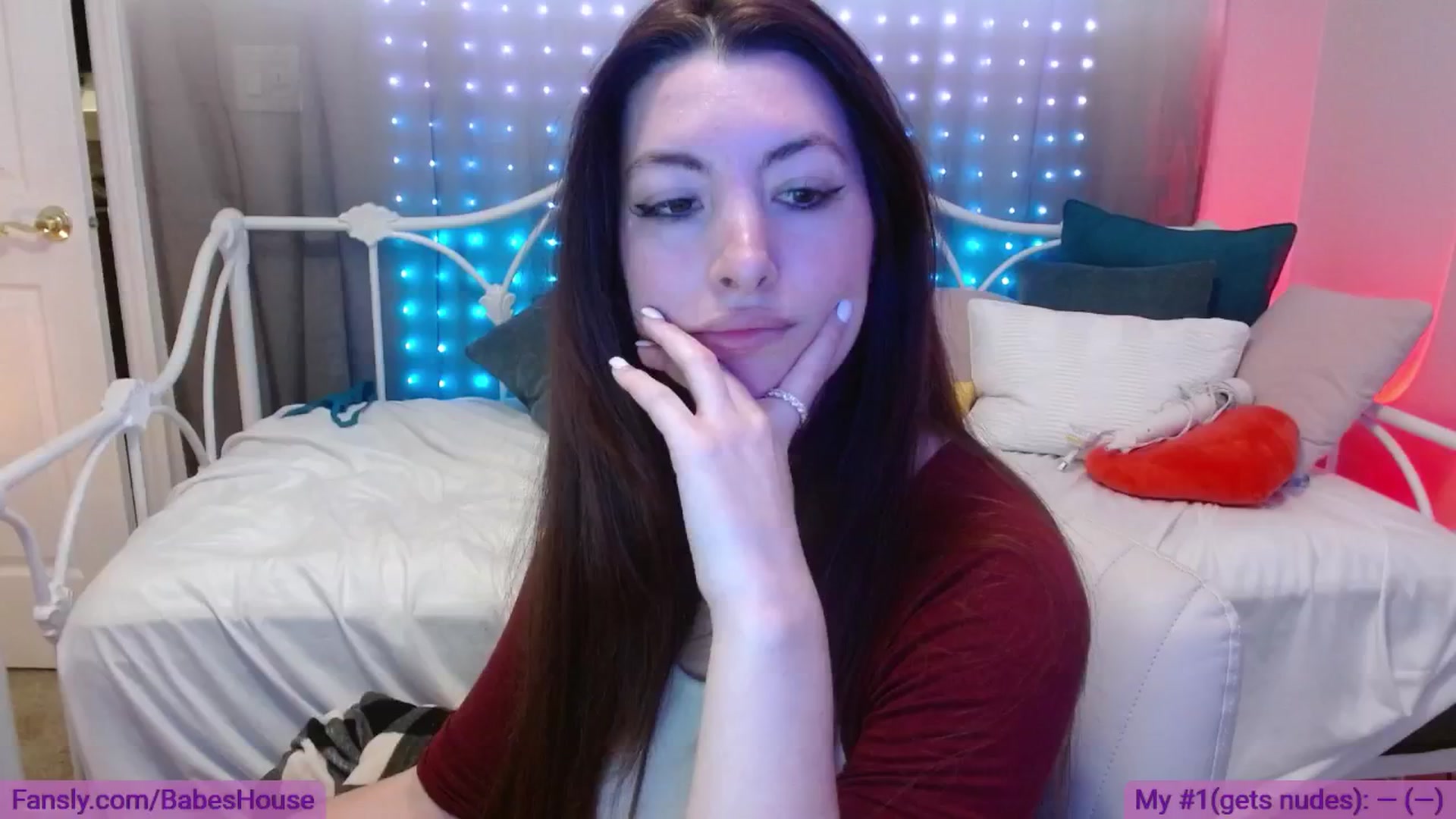 Gallery image thumbnail from DallasOhMy's myfreecams stream on, 08/03/2024, 02:57 image 6 of 20