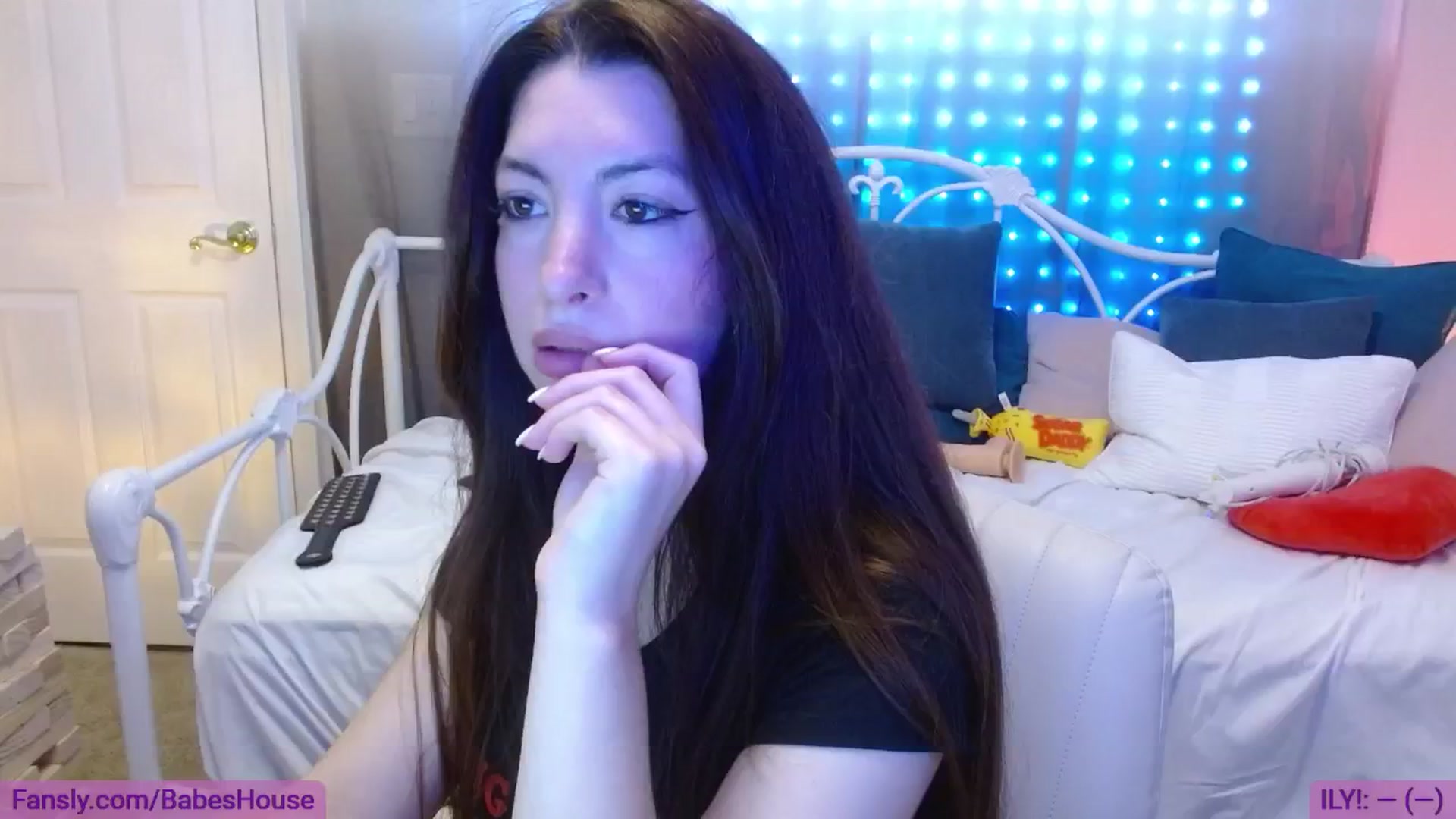Gallery image thumbnail from DallasOhMy's myfreecams stream on, 08/06/2024, 24:14 image 5 of 20