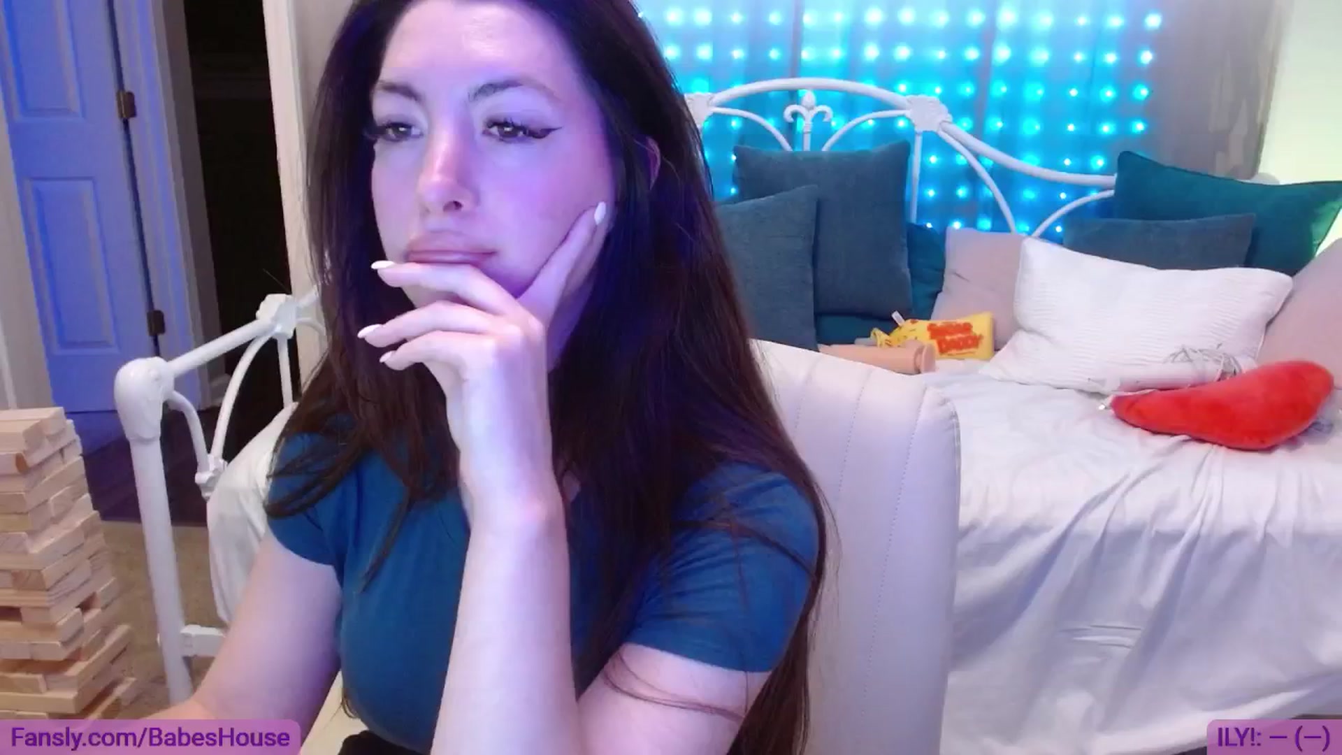 Gallery image thumbnail from DallasOhMy's myfreecams stream on, 08/08/2024, 02:48 image 18 of 20
