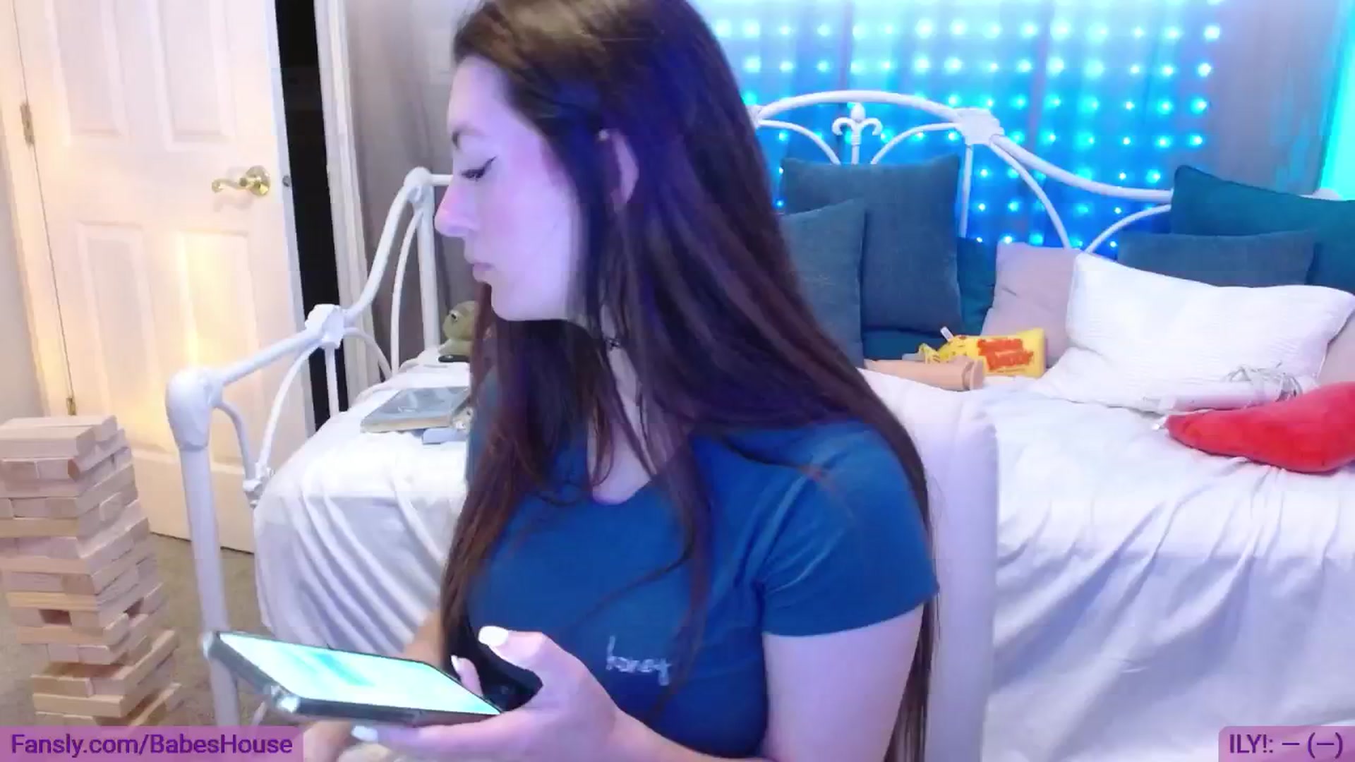 Gallery image thumbnail from DallasOhMy's myfreecams stream on, 08/08/2024, 02:48 image 8 of 20