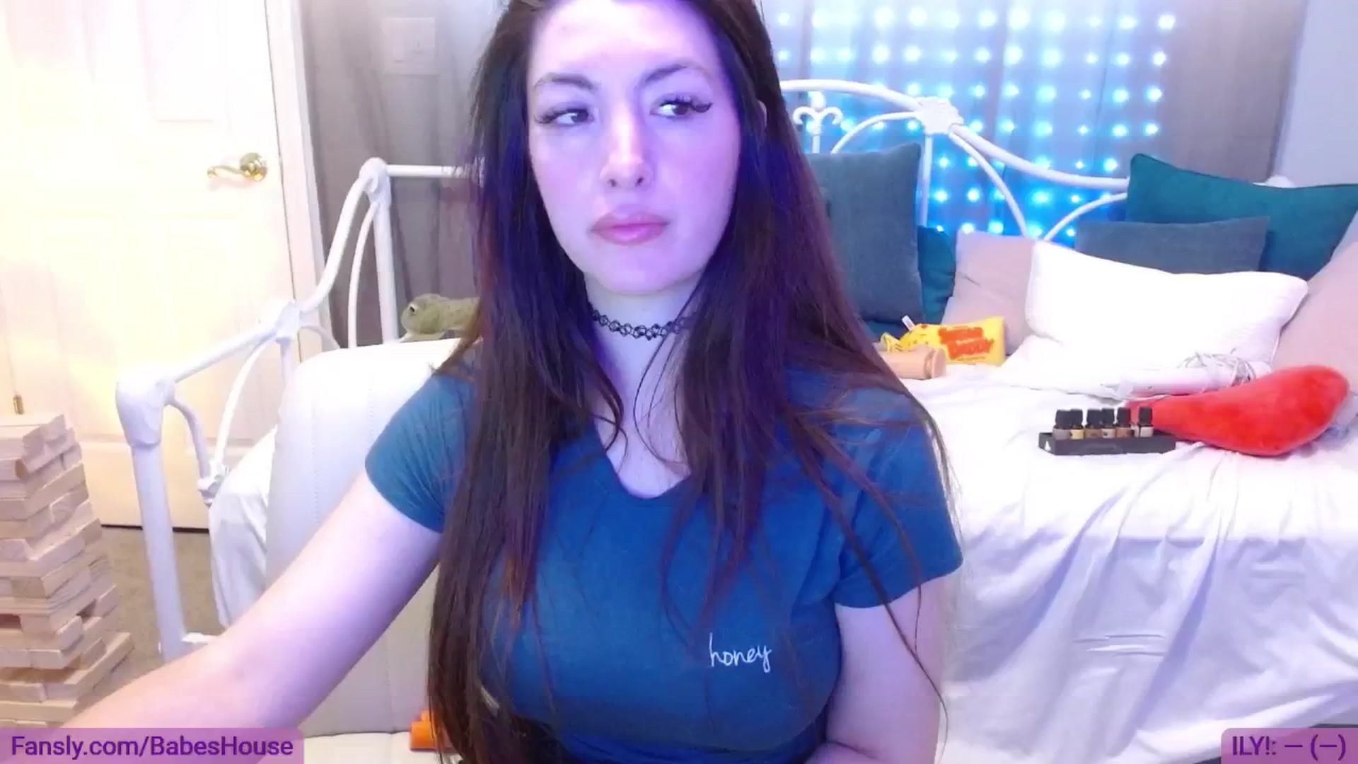 Gallery image thumbnail from DallasOhMy's myfreecams stream on, 08/08/2024, 03:36 image 3 of 20
