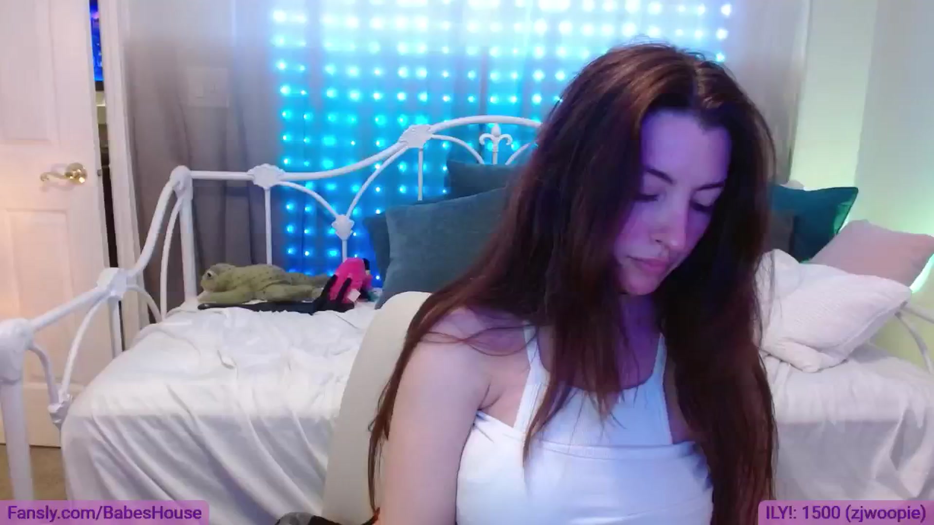 Gallery image thumbnail from DallasOhMy's myfreecams stream on, 08/22/2024, 24:08 image 5 of 20