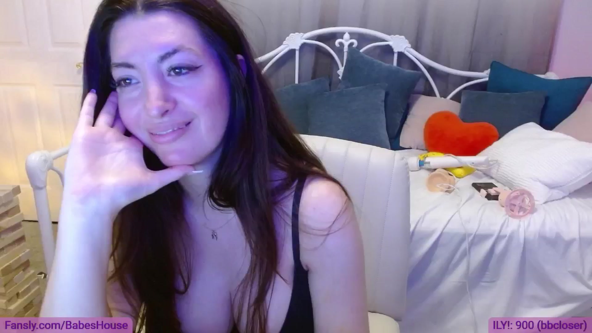 Gallery image thumbnail from DallasOhMy's myfreecams stream on, 08/23/2024, 05:43 image 20 of 20