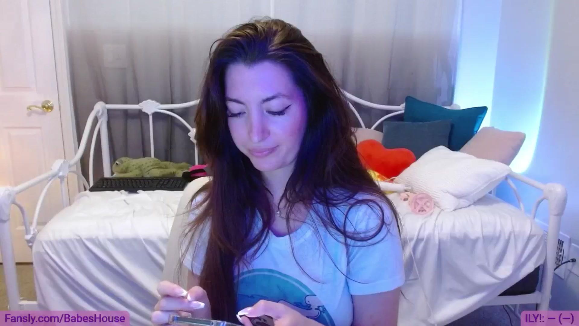 Gallery image thumbnail from DallasOhMy's myfreecams stream on, 08/24/2024, 24:03 image 15 of 20