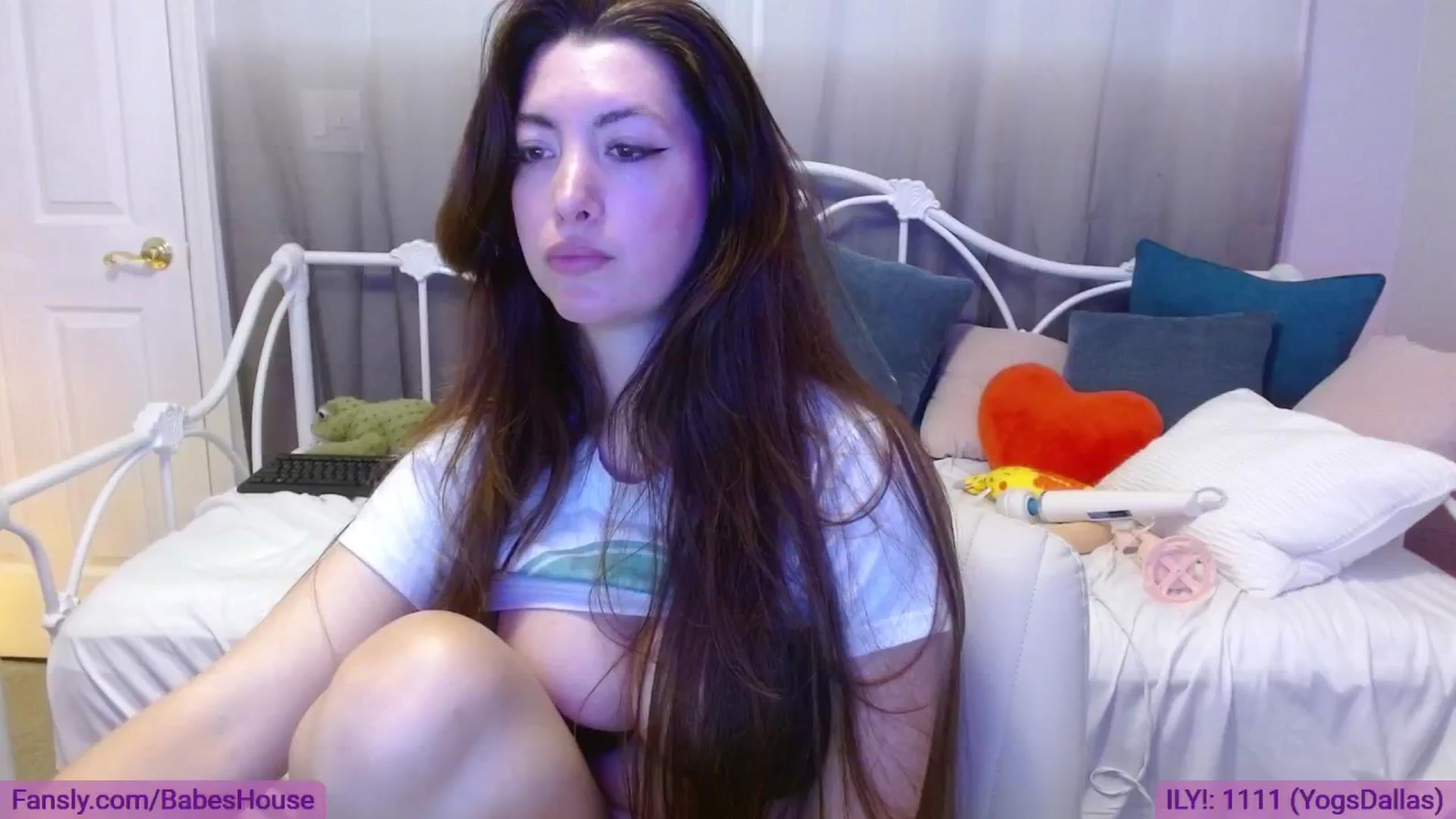 Gallery image thumbnail from DallasOhMy's myfreecams stream on, 08/24/2024, 02:06 image 18 of 20