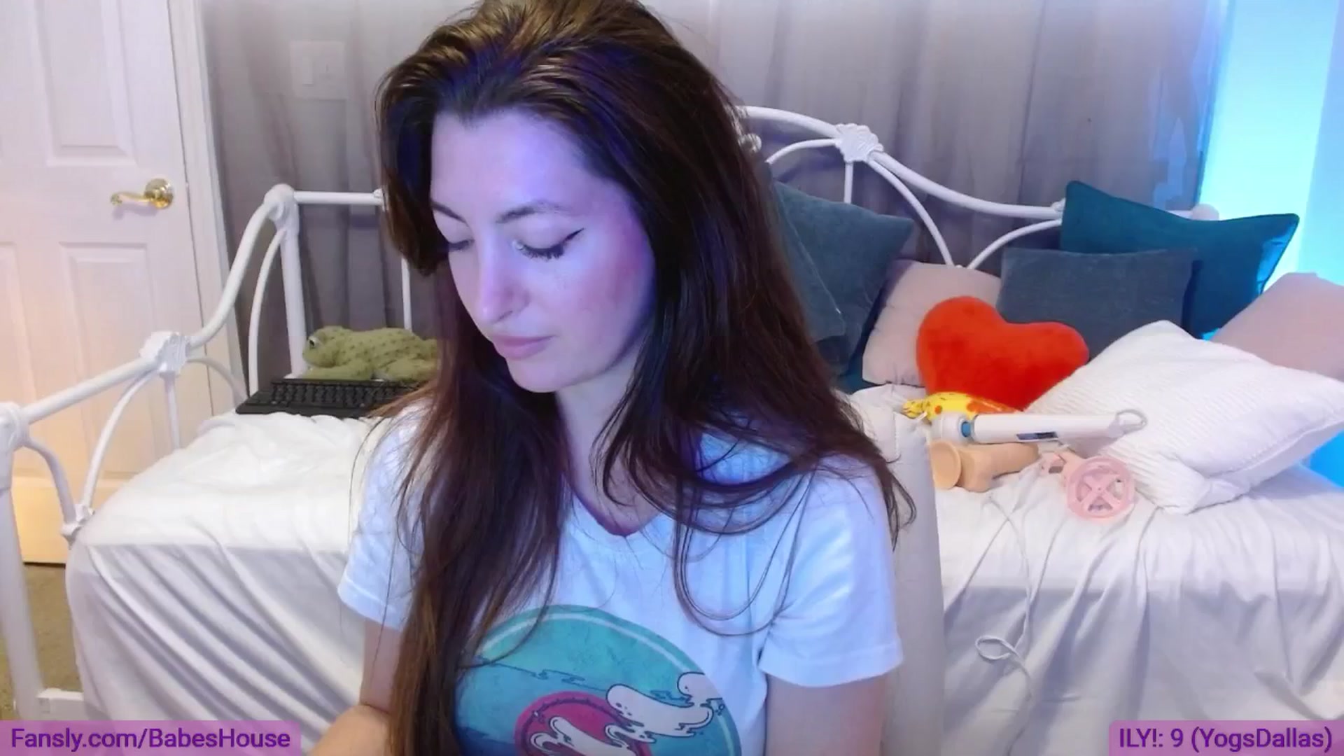 Gallery image thumbnail from DallasOhMy's myfreecams stream on, 08/24/2024, 02:06 image 6 of 20