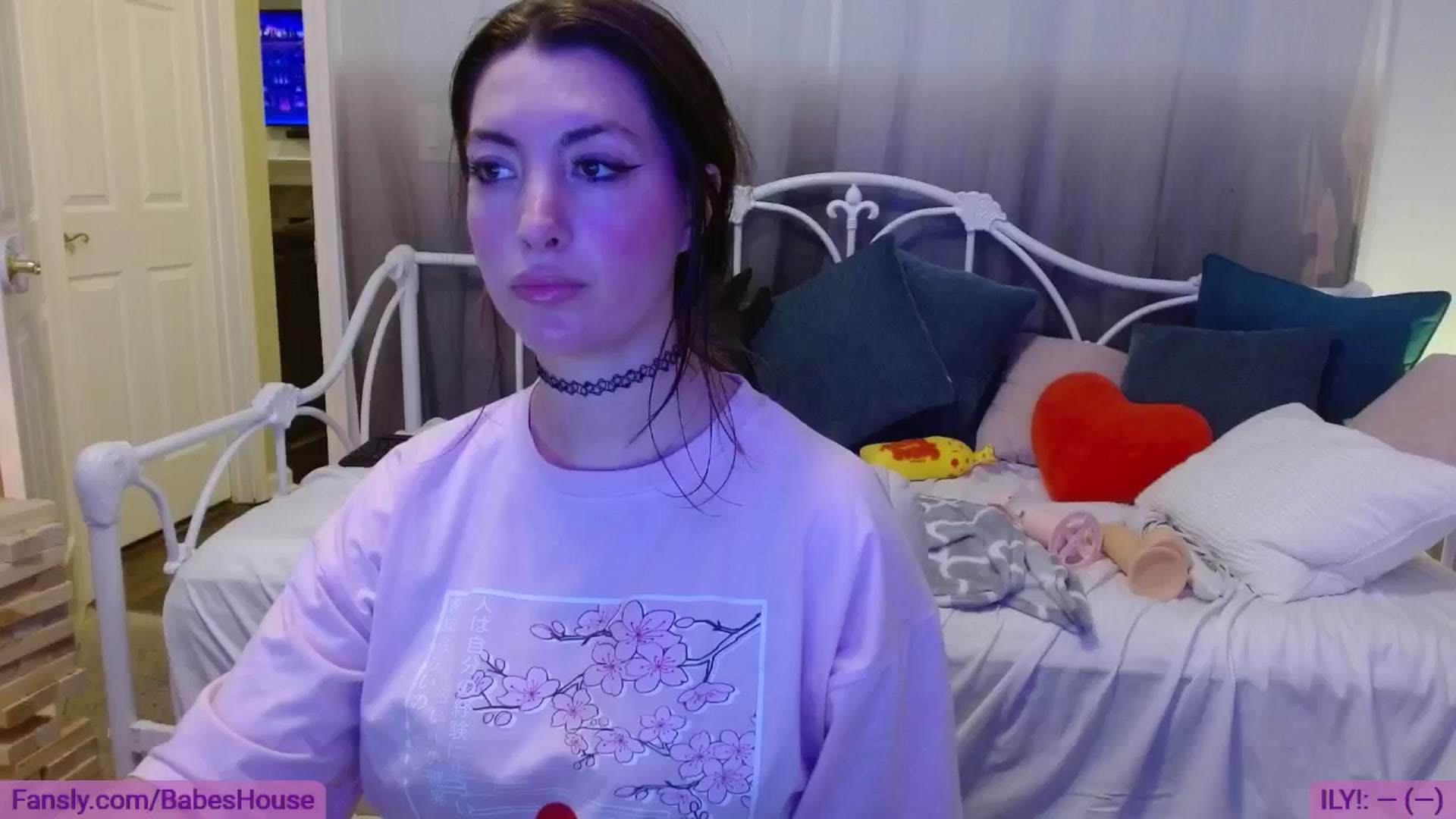 Gallery image thumbnail from DallasOhMy's myfreecams stream on, 08/26/2024, 03:16 image 1 of 20