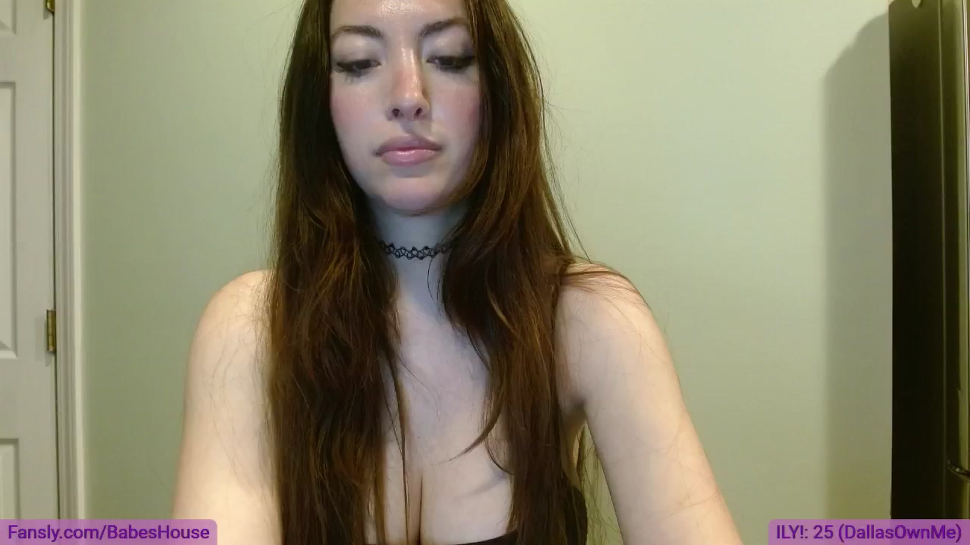 Gallery image thumbnail from DallasOhMy's myfreecams stream on, 08/27/2024, 02:59 image 9 of 20