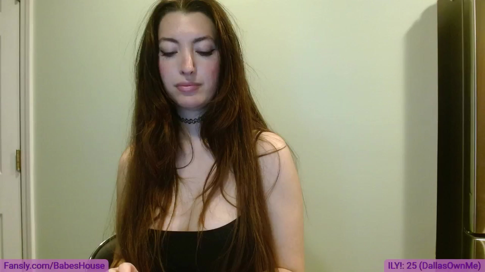 Gallery image thumbnail from DallasOhMy's myfreecams stream on, 08/27/2024, 02:59 image 15 of 20