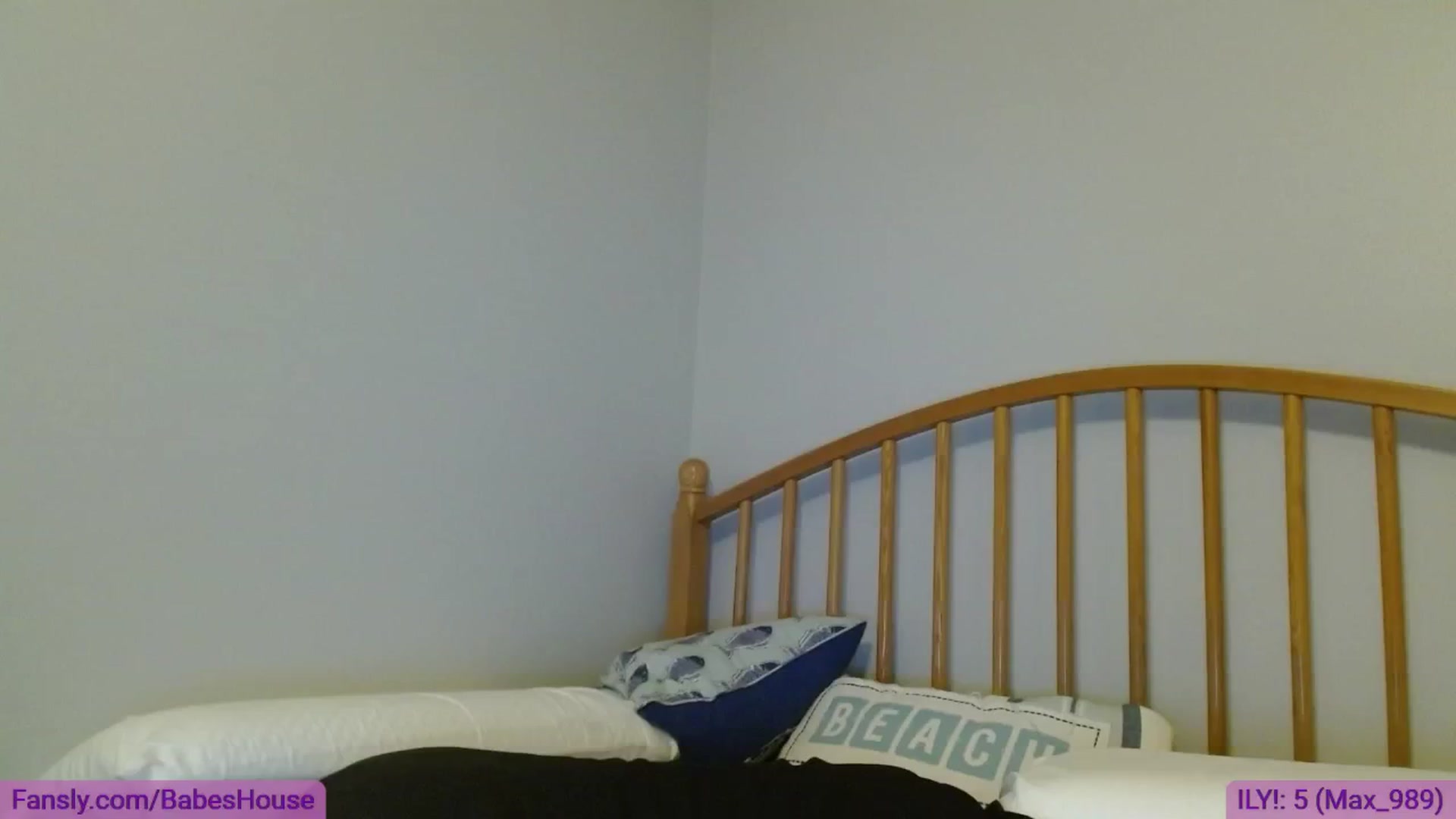Gallery image thumbnail from DallasOhMy's myfreecams stream on, 09/19/2024, 23:57 image 3 of 20