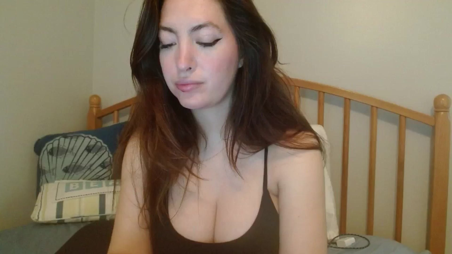 Gallery image thumbnail from DallasOhMy's myfreecams stream on, 09/30/2024, 19:06 image 18 of 20