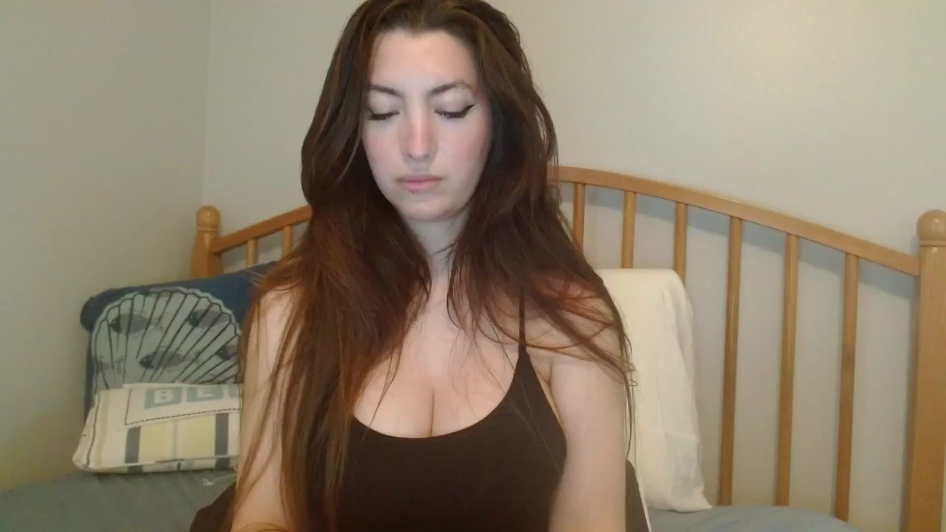Gallery image thumbnail from DallasOhMy's myfreecams stream on, 09/30/2024, 20:37 image 6 of 20