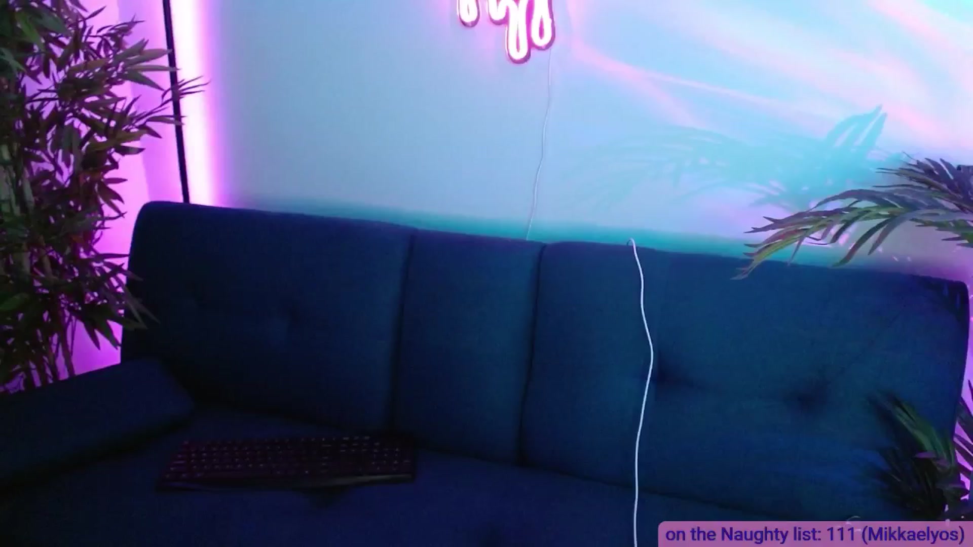 Gallery image thumbnail from DallasOhMy's myfreecams stream on, 12/15/2024, 24:03 image 7 of 20