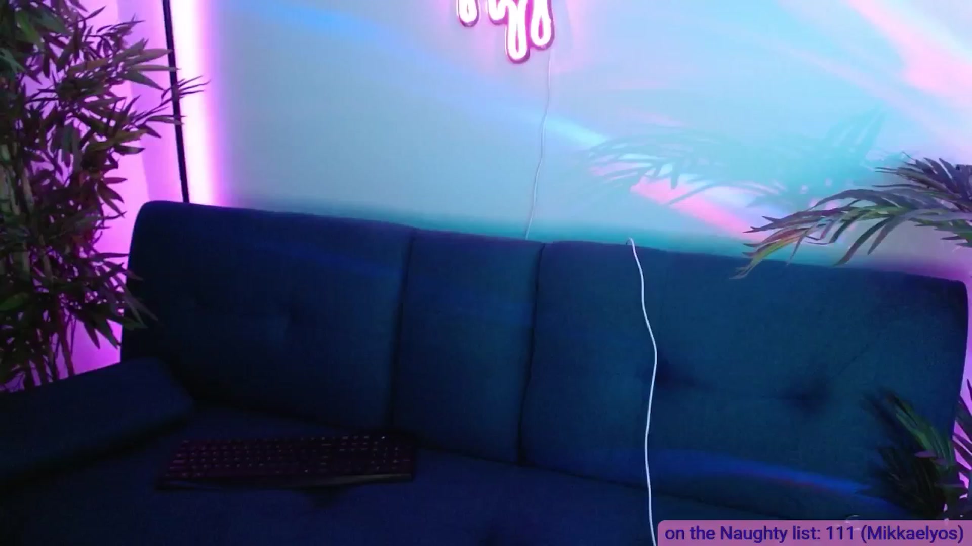 Gallery image thumbnail from DallasOhMy's myfreecams stream on, 12/15/2024, 24:03 image 6 of 20