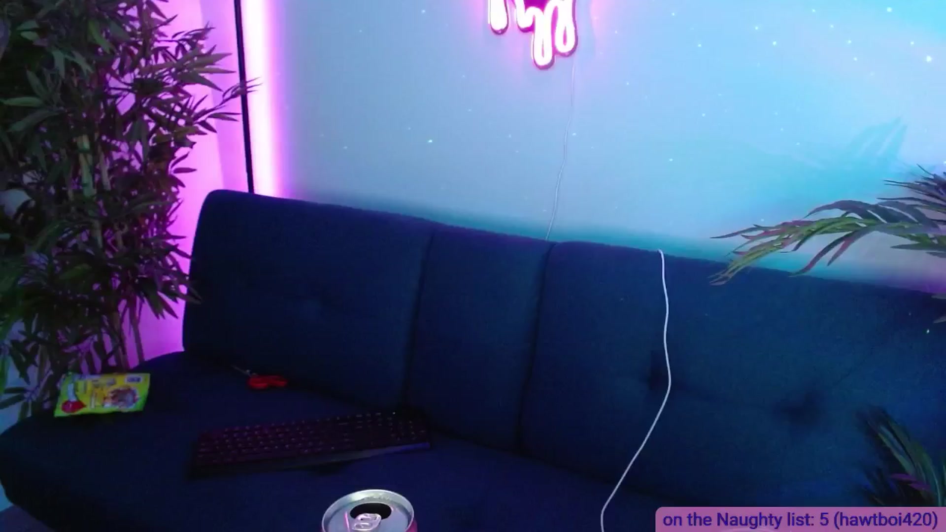 Gallery image thumbnail from DallasOhMy's myfreecams stream on, 12/17/2024, 03:52 image 1 of 20