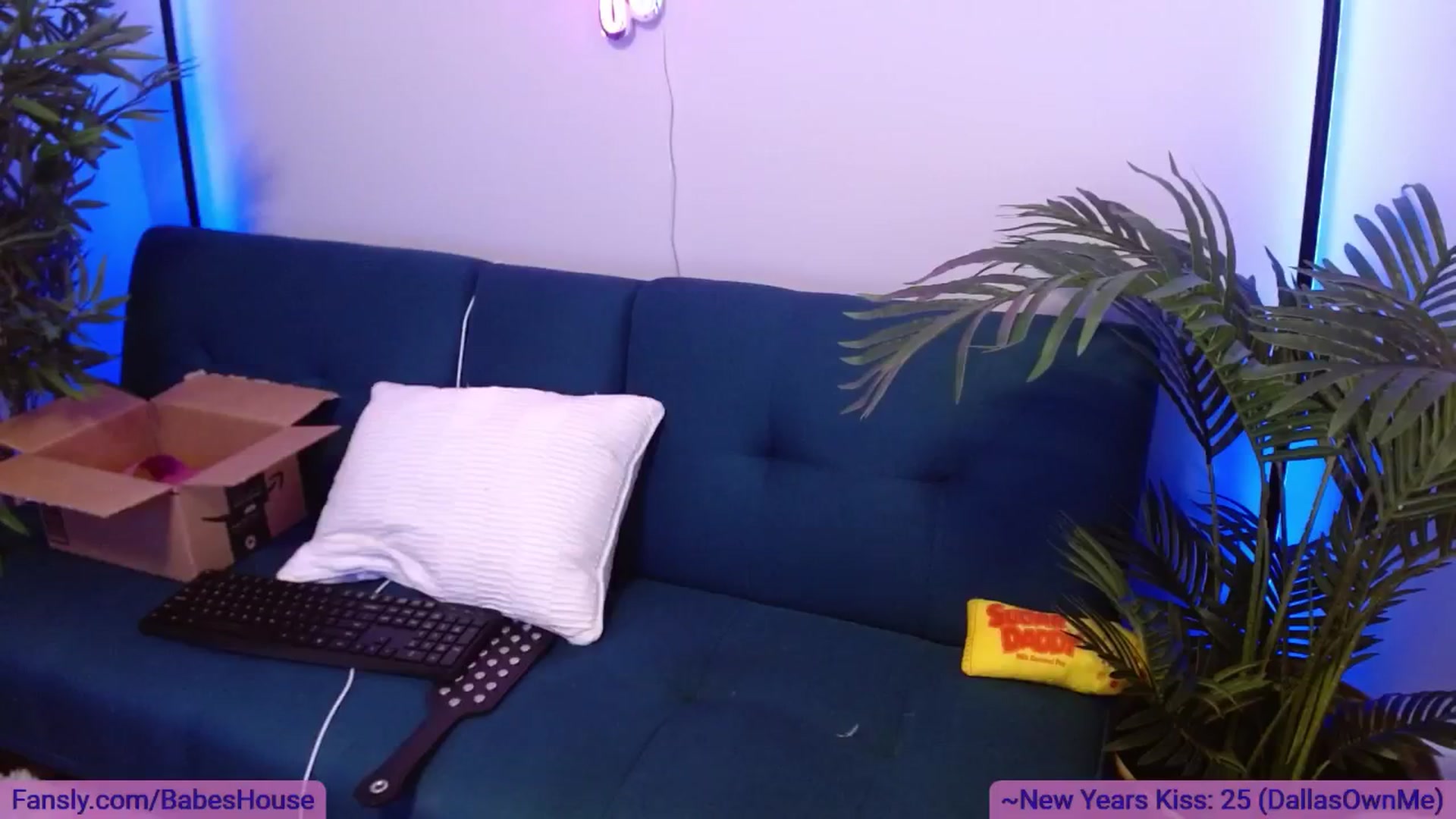 Gallery image thumbnail from DallasOhMy's myfreecams stream on, 01/01/2025, 22:26 image 20 of 20
