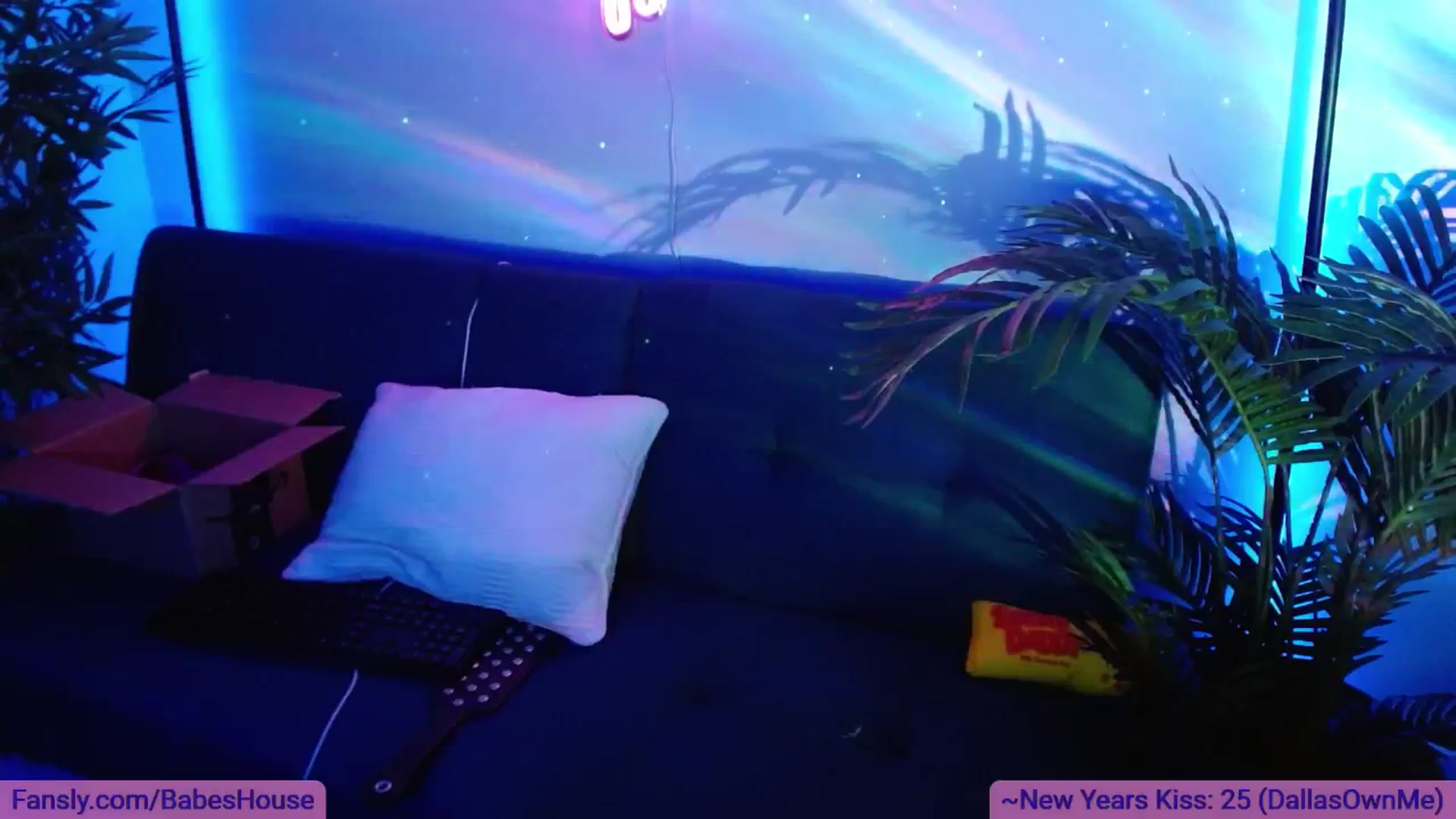 Gallery image thumbnail from DallasOhMy's myfreecams stream on, 01/02/2025, 24:39 image 7 of 20