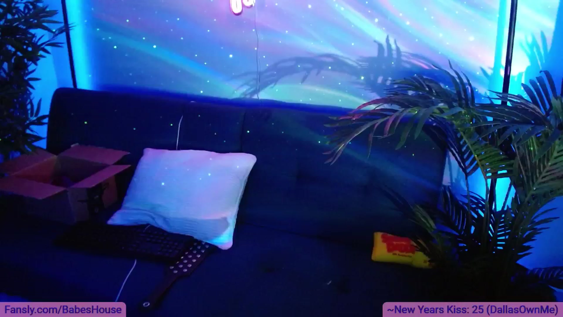 Gallery image thumbnail from DallasOhMy's myfreecams stream on, 01/02/2025, 24:39 image 1 of 20