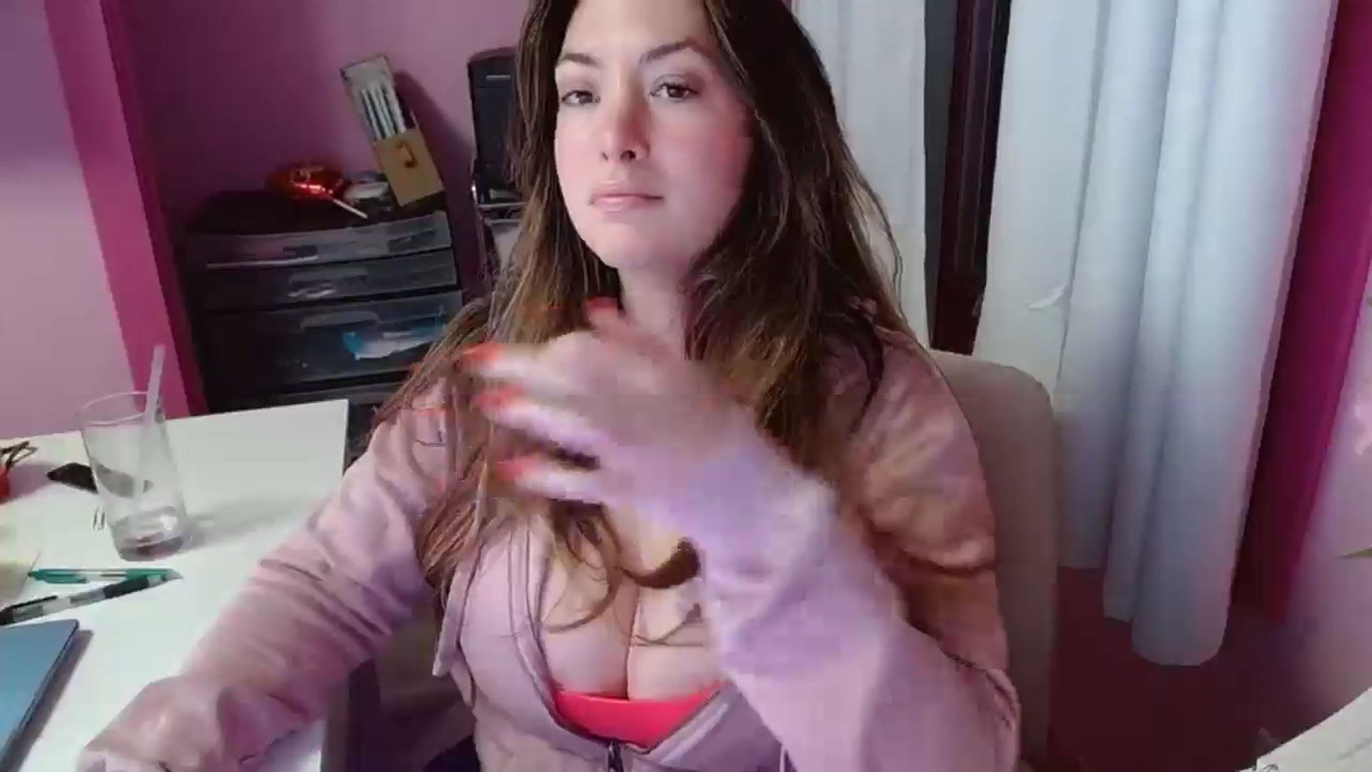 Gallery image thumbnail from DallasOhMy's myfreecams stream on, 03/22/2026, 24:17 image 16 of 20