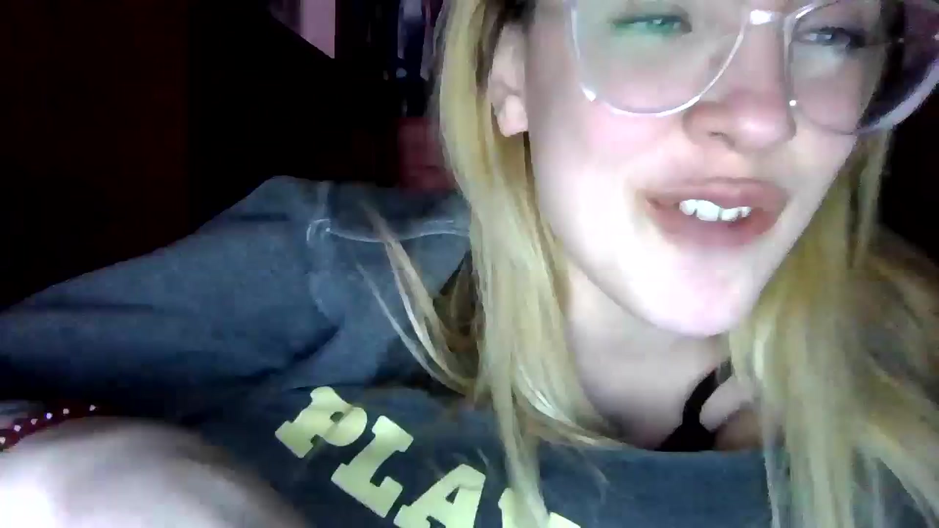 Gallery image thumbnail from DamePraton's myfreecams stream on, 12/09/2024, 08:02 image 12 of 20