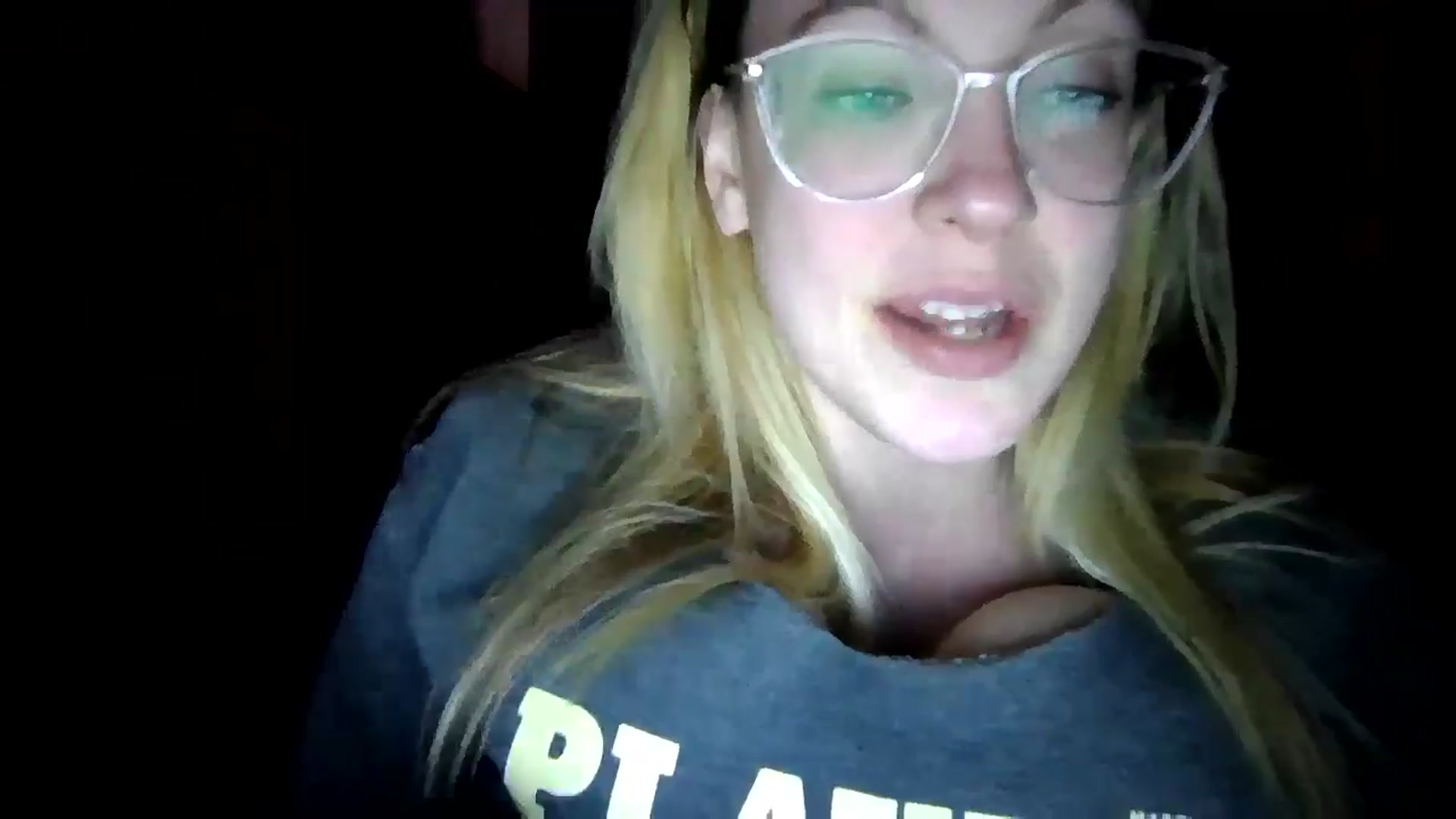 Gallery image thumbnail from DamePraton's myfreecams stream on, 12/09/2024, 08:02 image 17 of 20