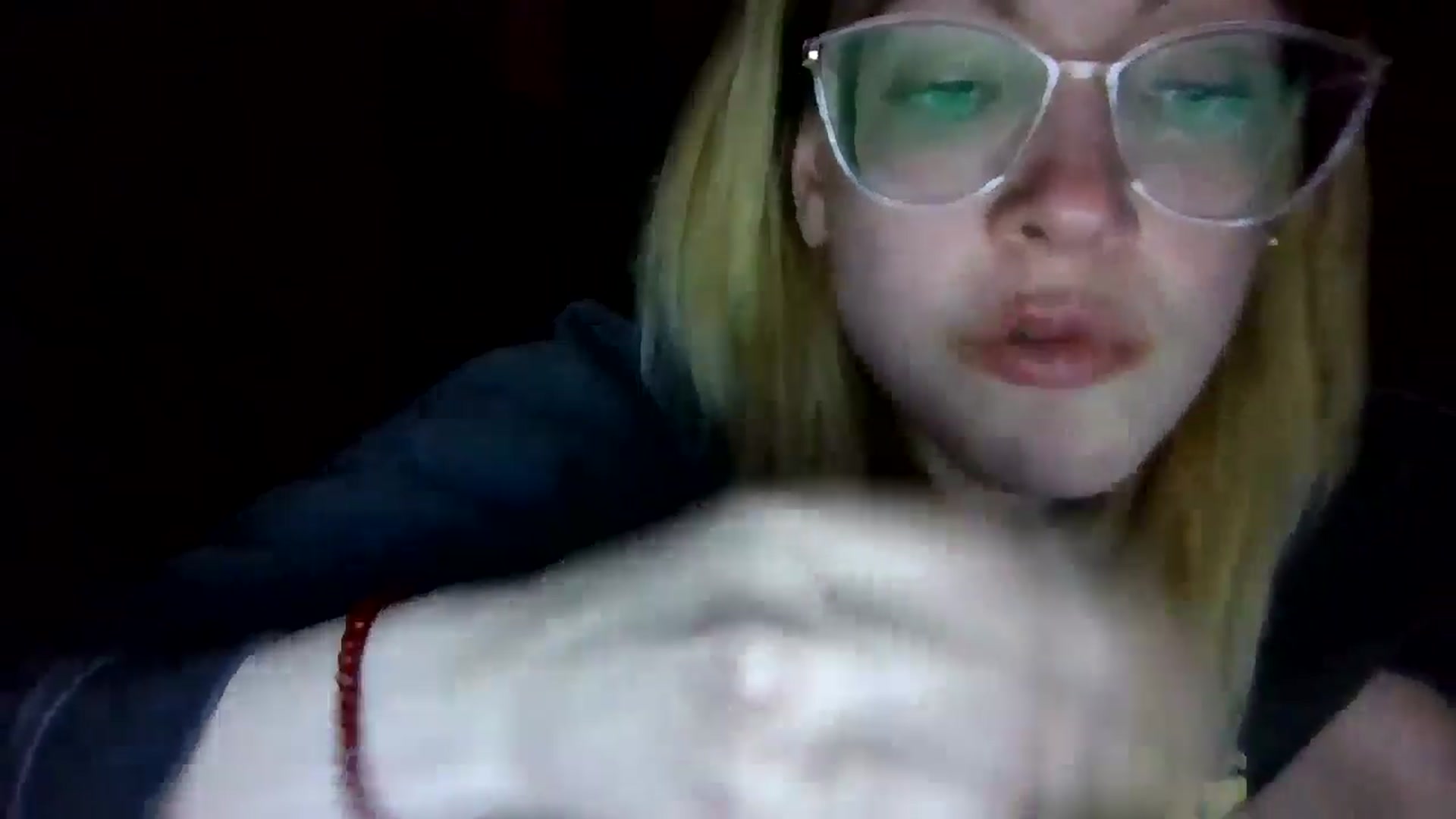 Gallery image thumbnail from DamePraton's myfreecams stream on, 12/09/2024, 08:02 image 2 of 20