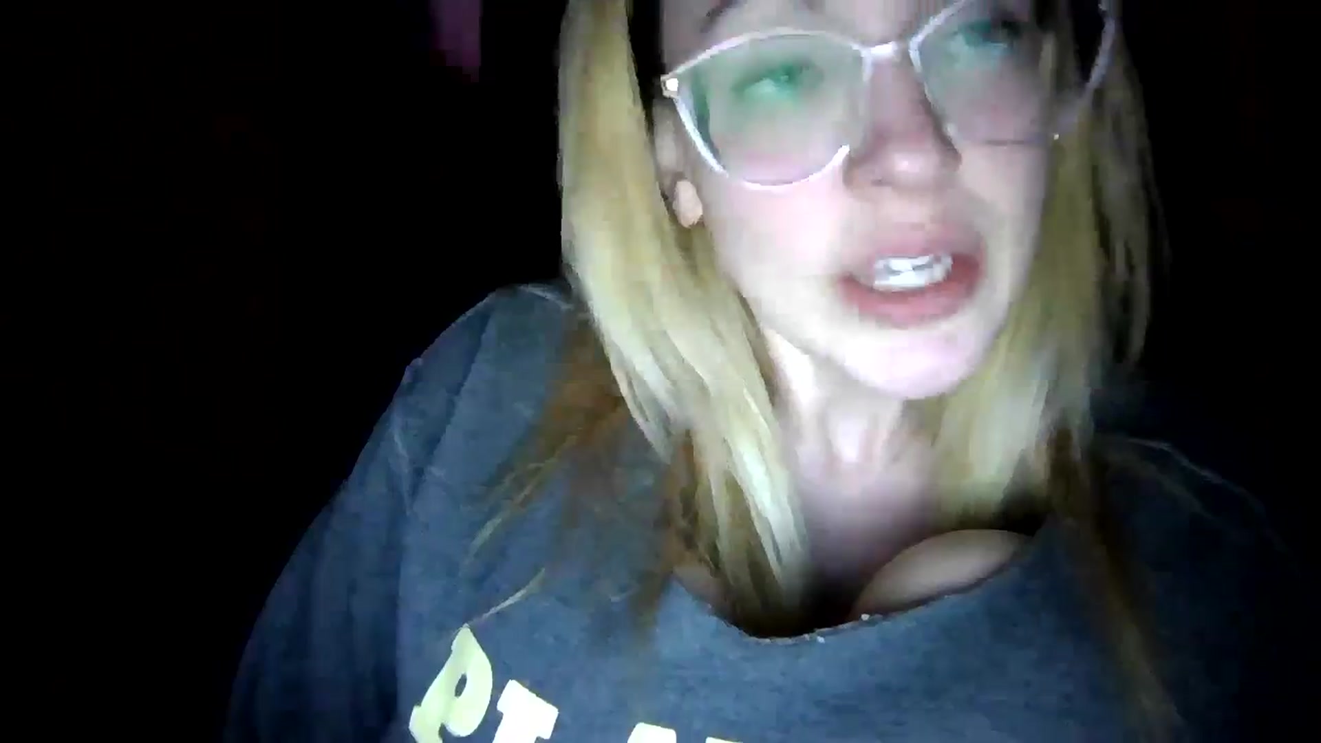 Gallery image thumbnail from DamePraton's myfreecams stream on, 12/09/2024, 08:02 image 19 of 20