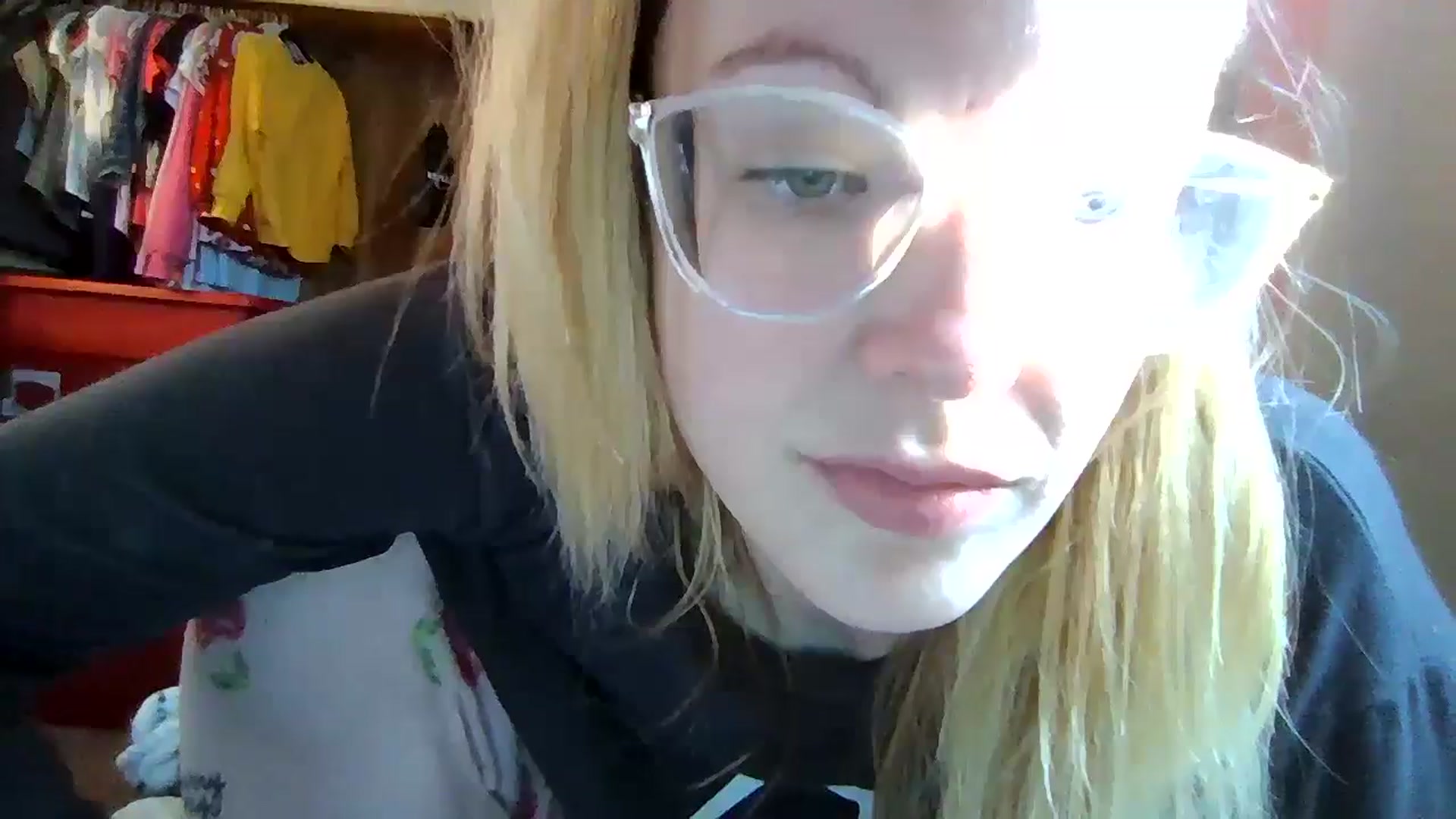 Gallery image thumbnail from DamePraton's myfreecams stream on, 12/10/2024, 19:30 image 17 of 20
