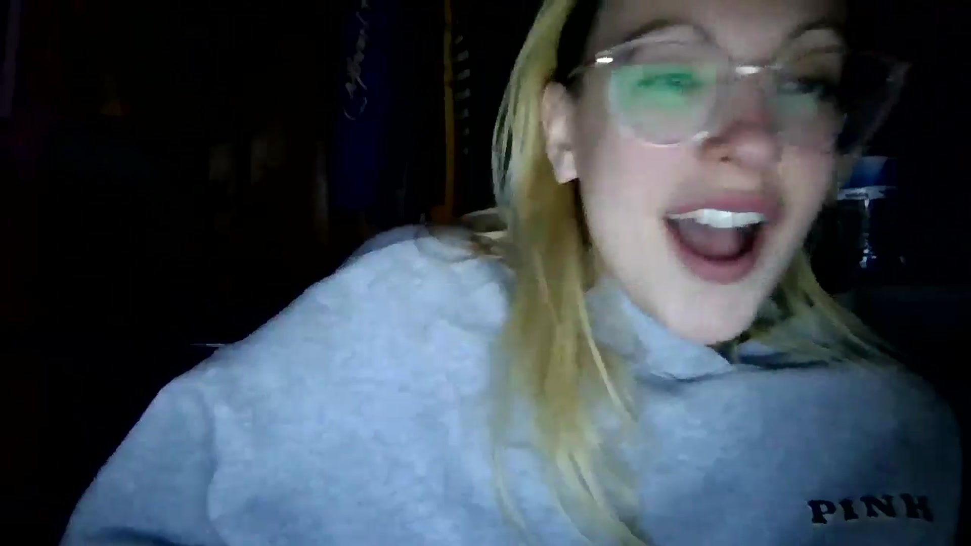 Gallery image thumbnail from DamePraton's myfreecams stream on, 12/12/2024, 11:35 image 8 of 20