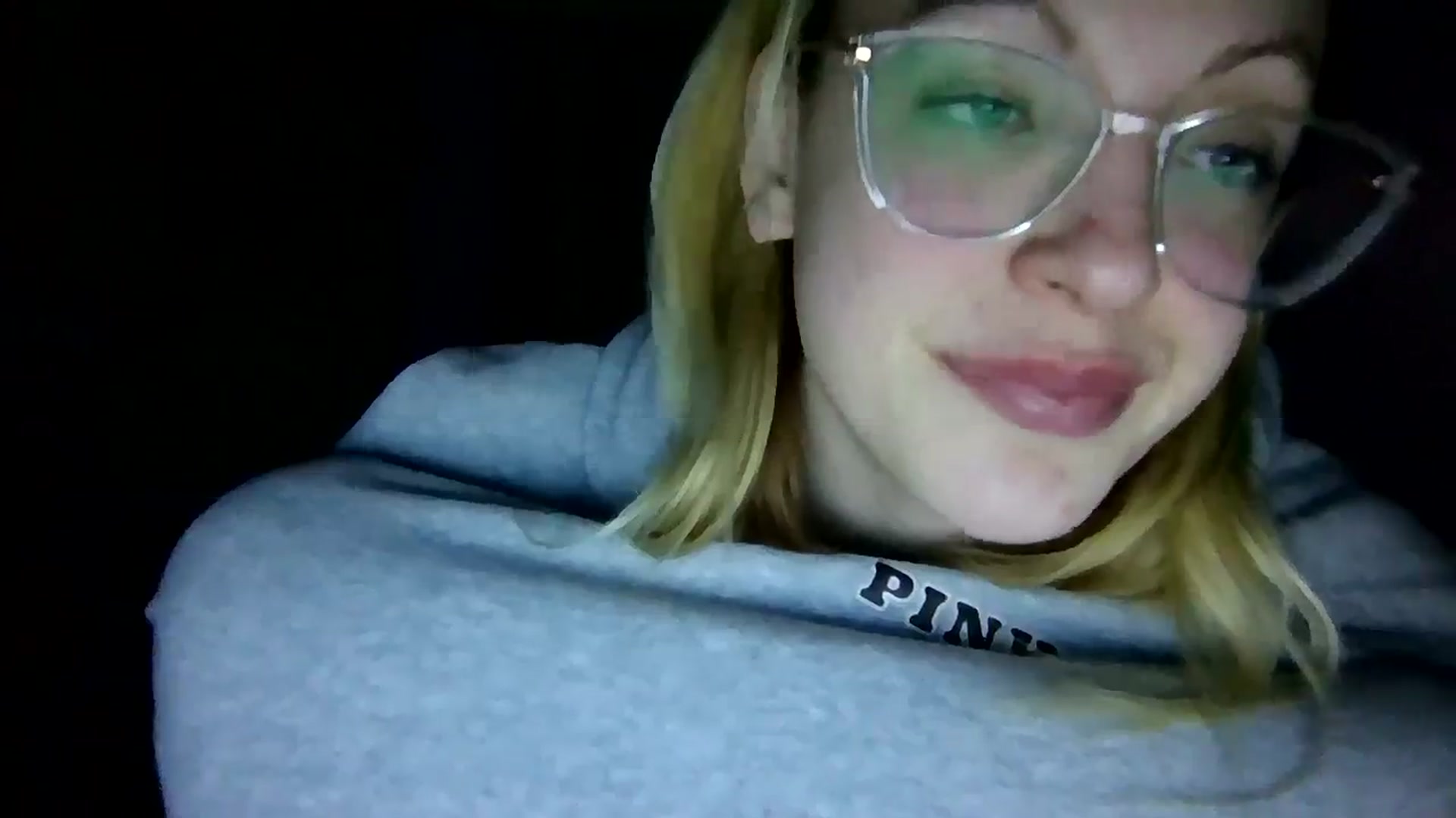 Gallery image thumbnail from DamePraton's myfreecams stream on, 12/12/2024, 11:35 image 14 of 20