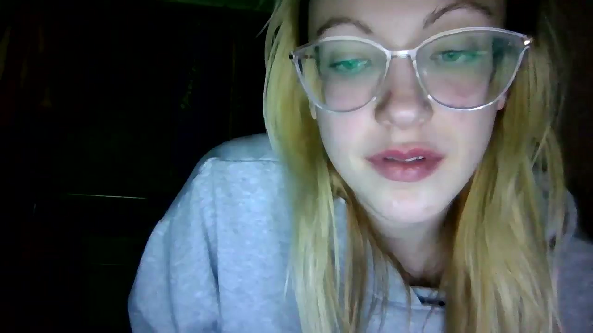 Gallery image thumbnail from DamePraton's myfreecams stream on, 12/12/2024, 11:50 image 3 of 20